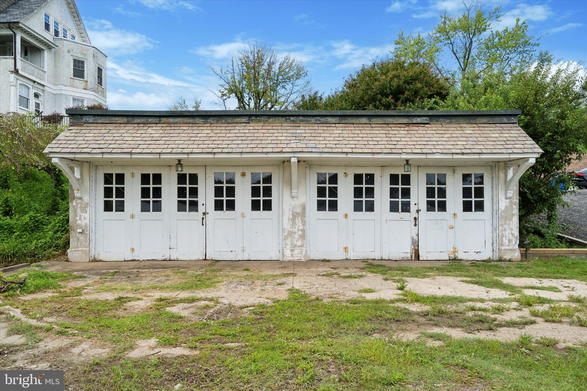 BRISTOL - Residential