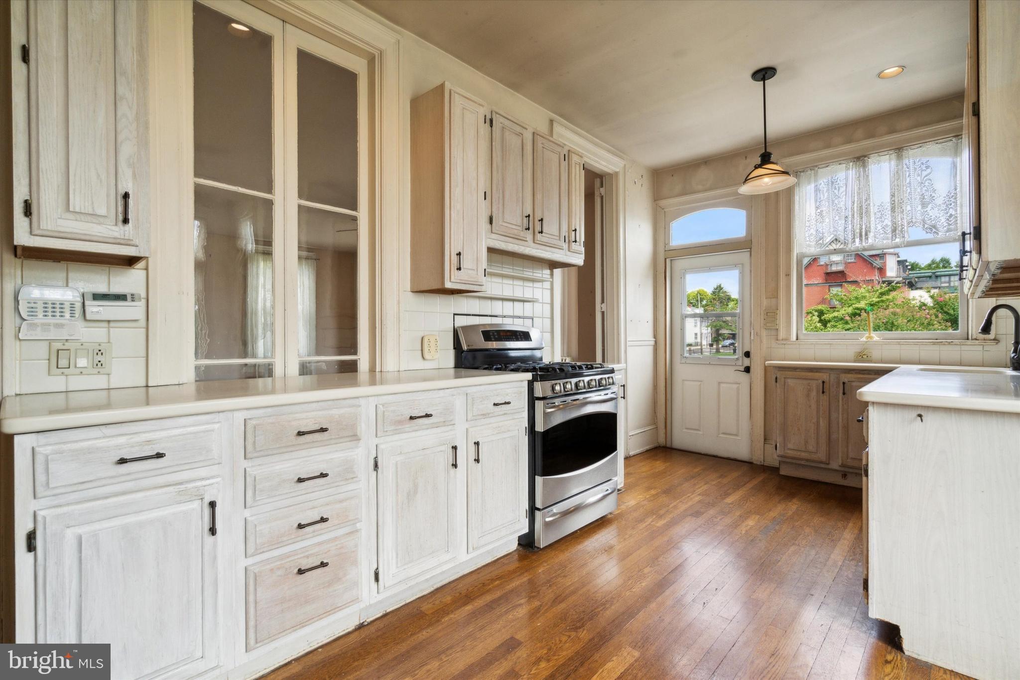 BRISTOL - Residential