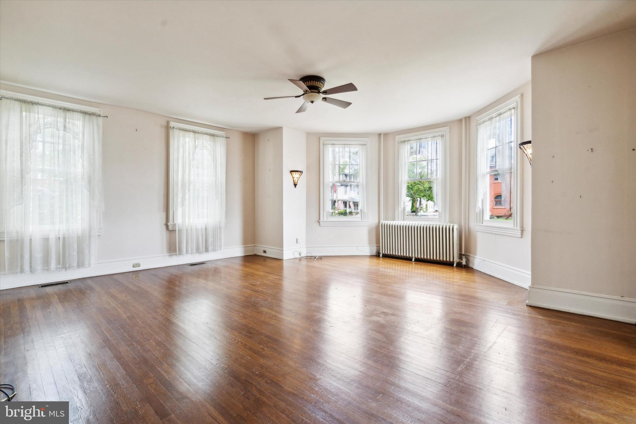 BRISTOL - Residential