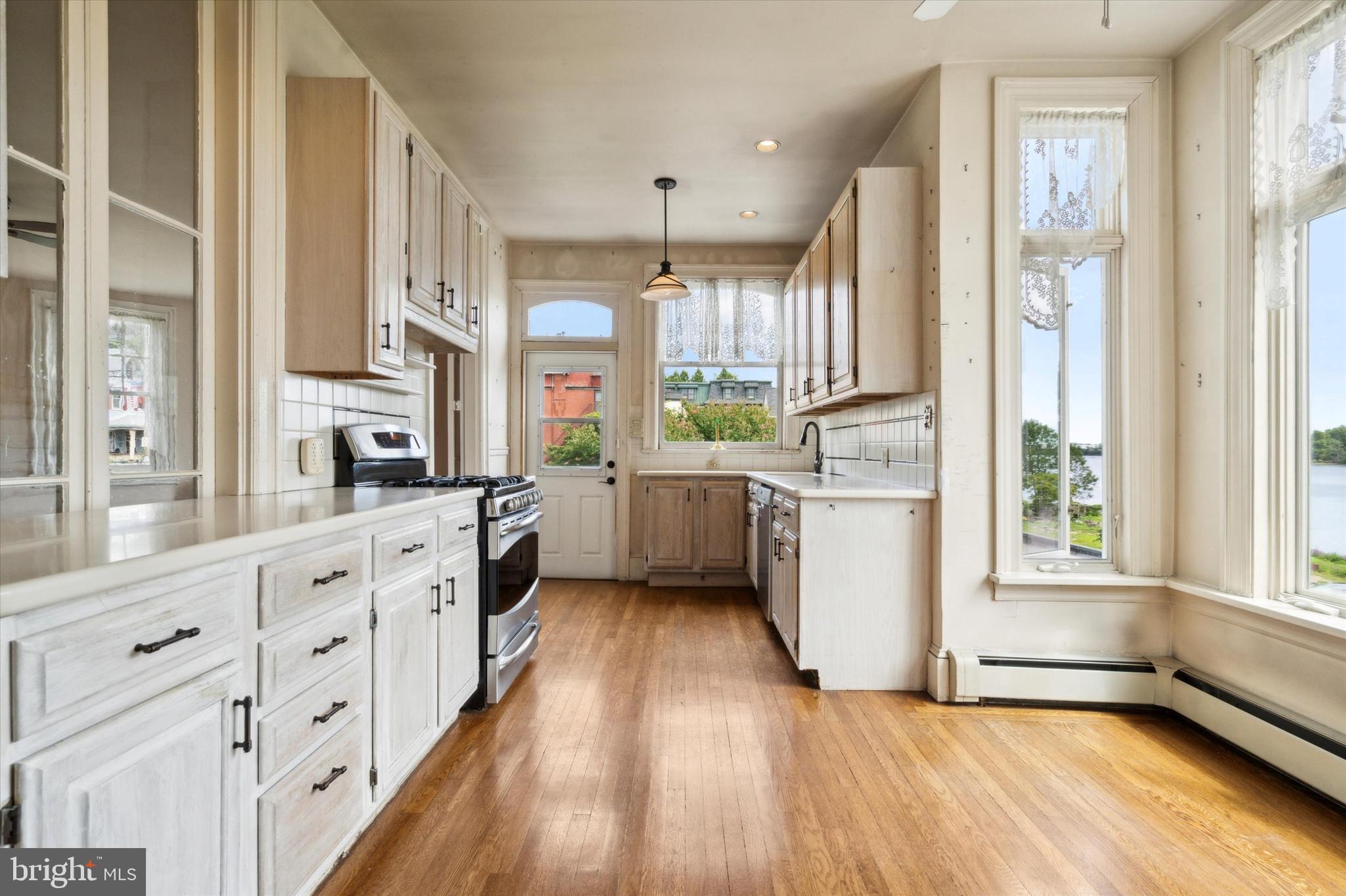 BRISTOL - Residential