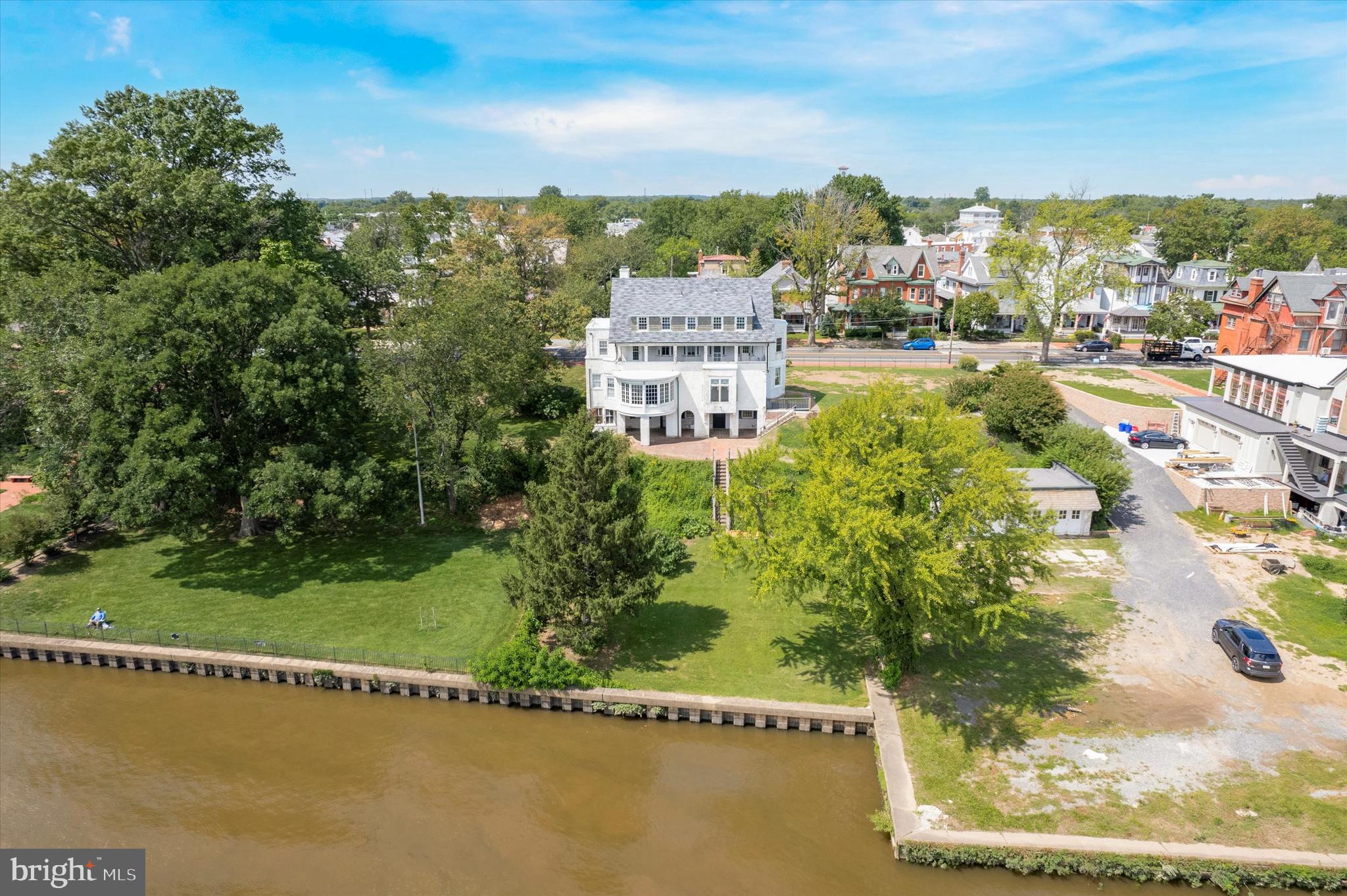 BRISTOL - Residential