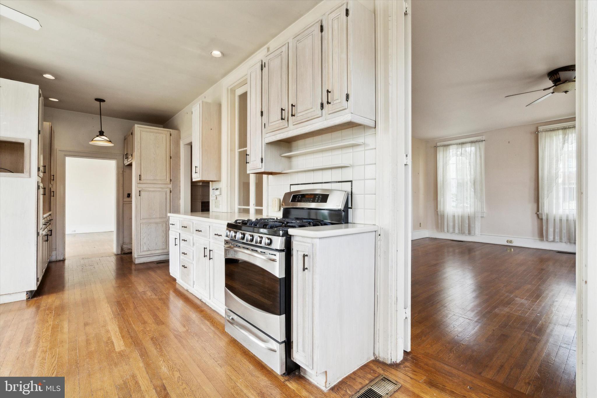 BRISTOL - Residential