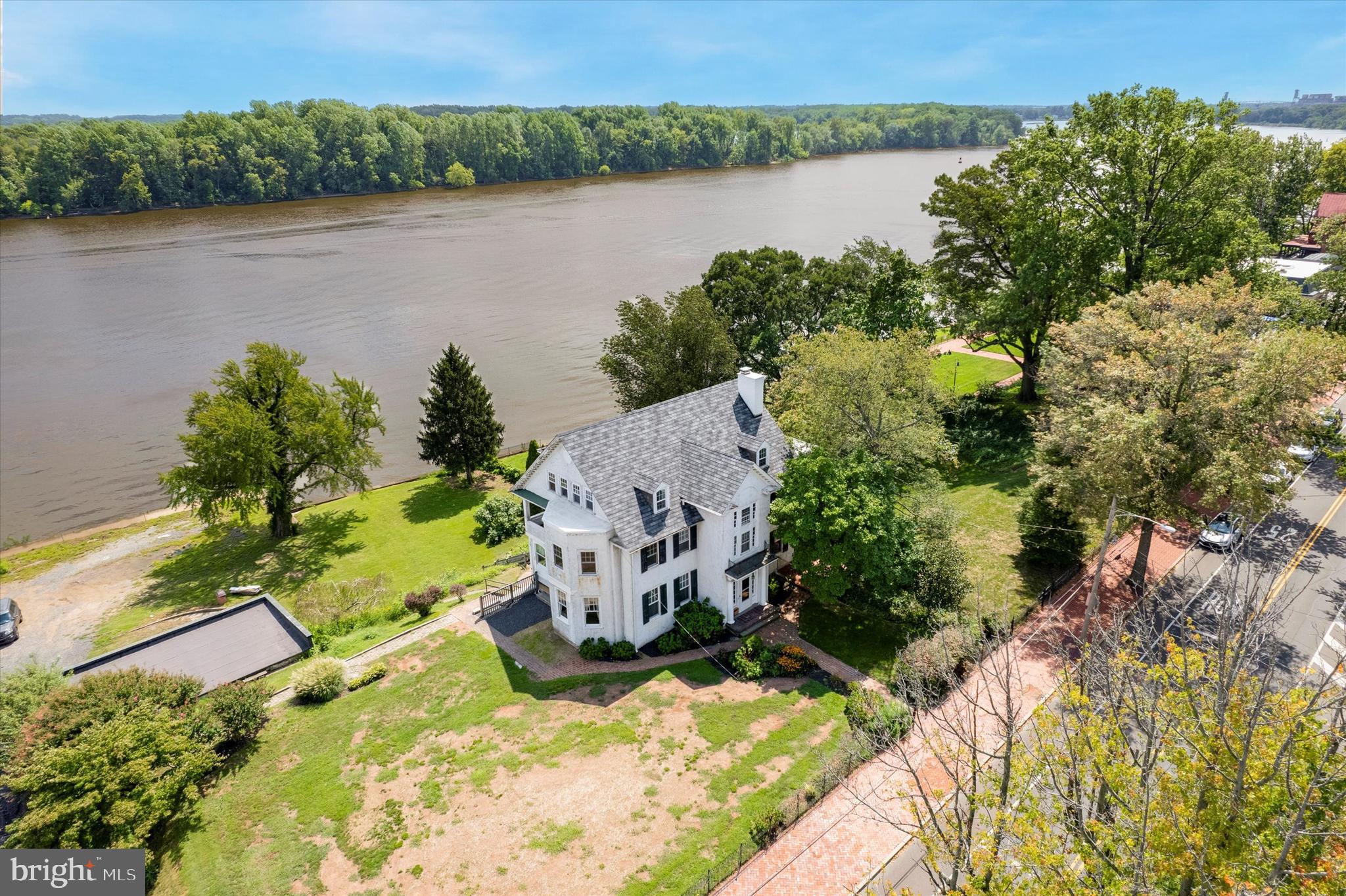 BRISTOL - Residential