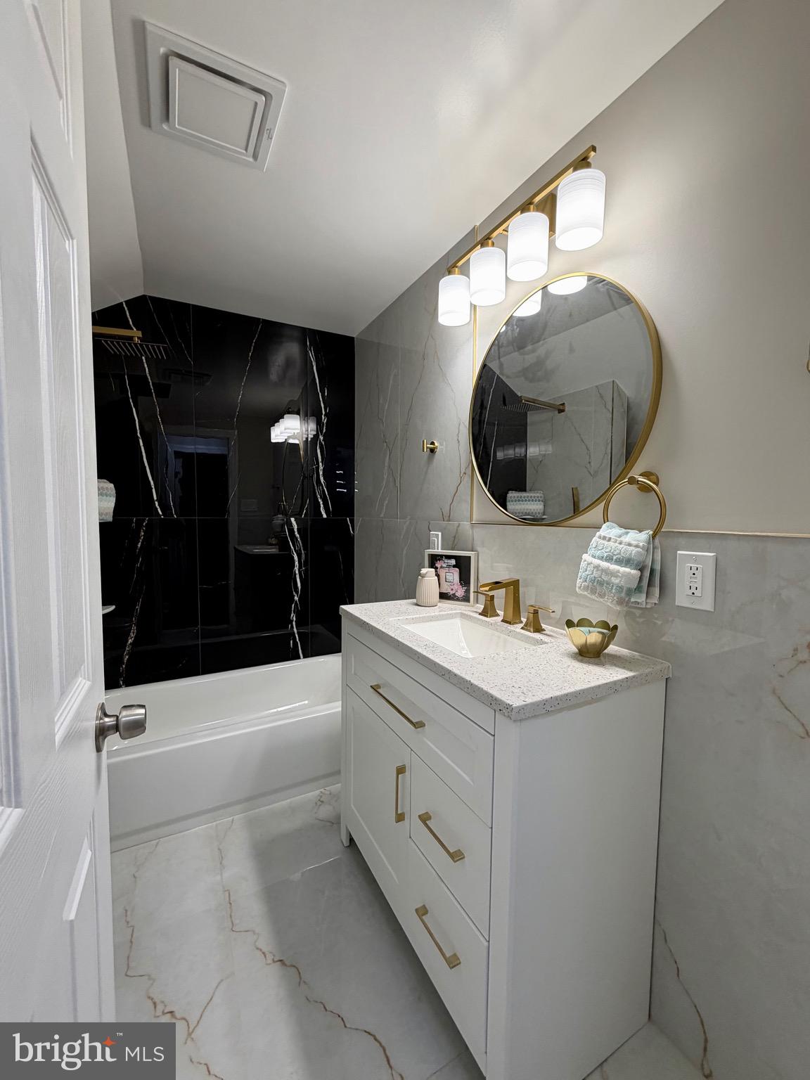 LATIMER ESTATES - Residential