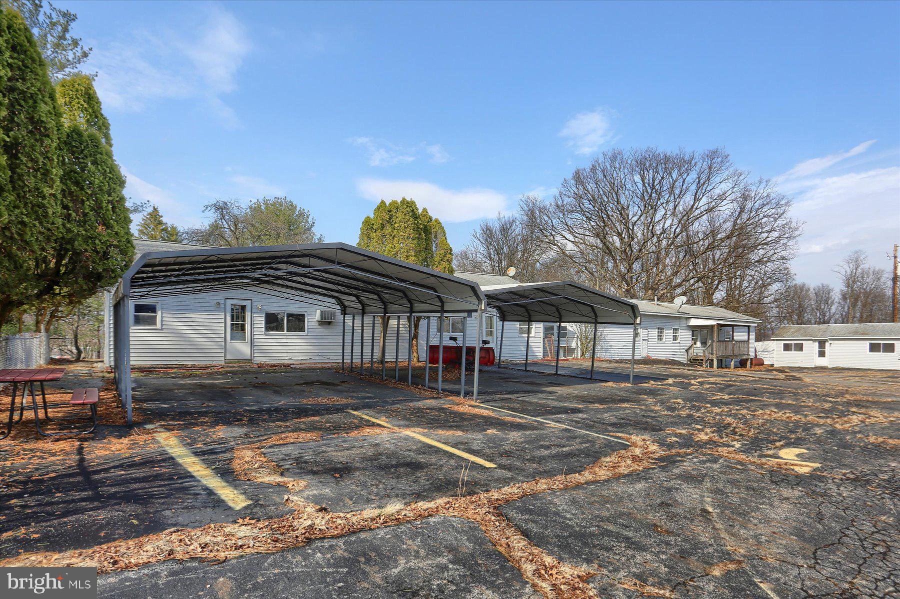 PINE VIEW ACRES - Commercial Sale