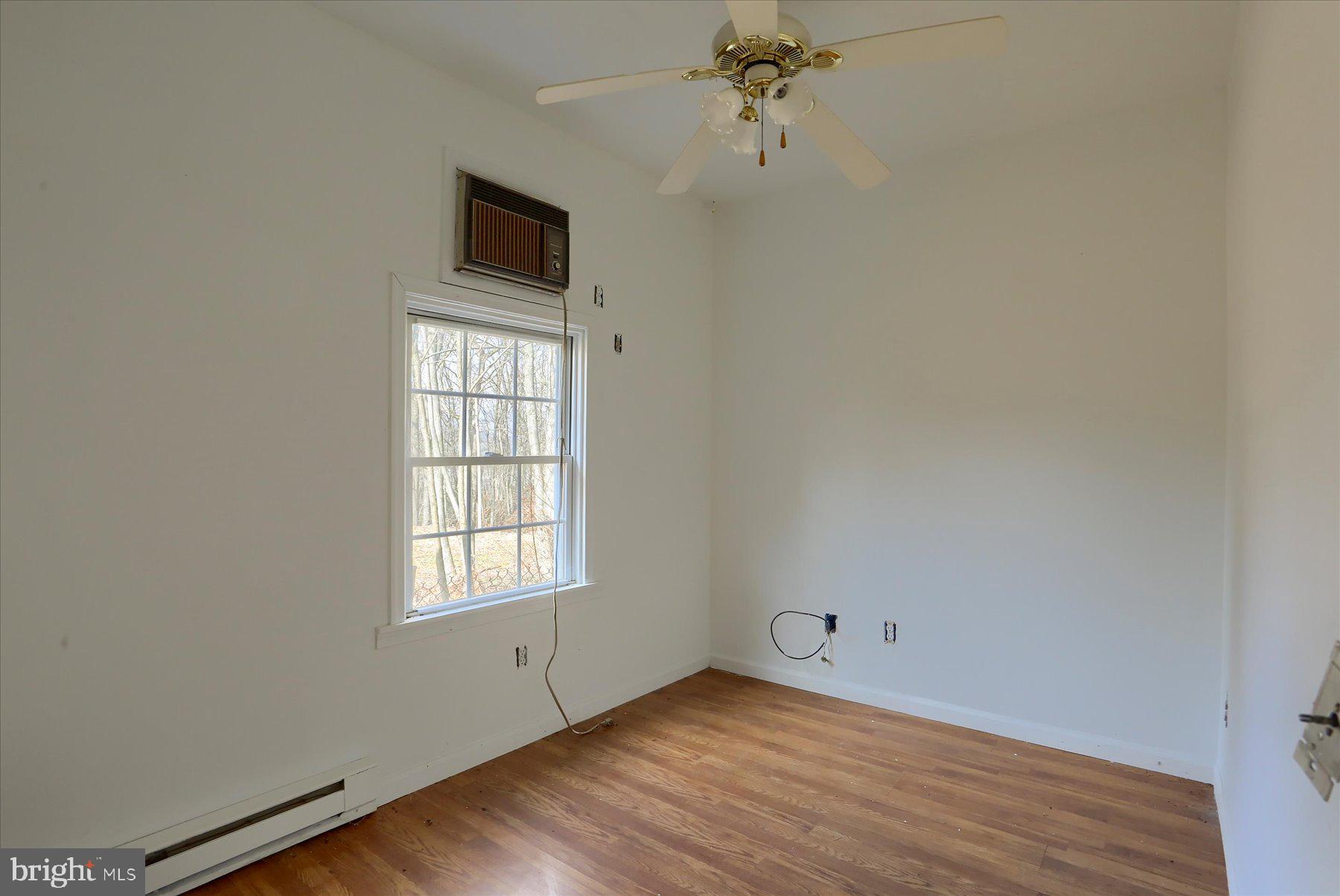 PINE VIEW ACRES - Commercial Sale