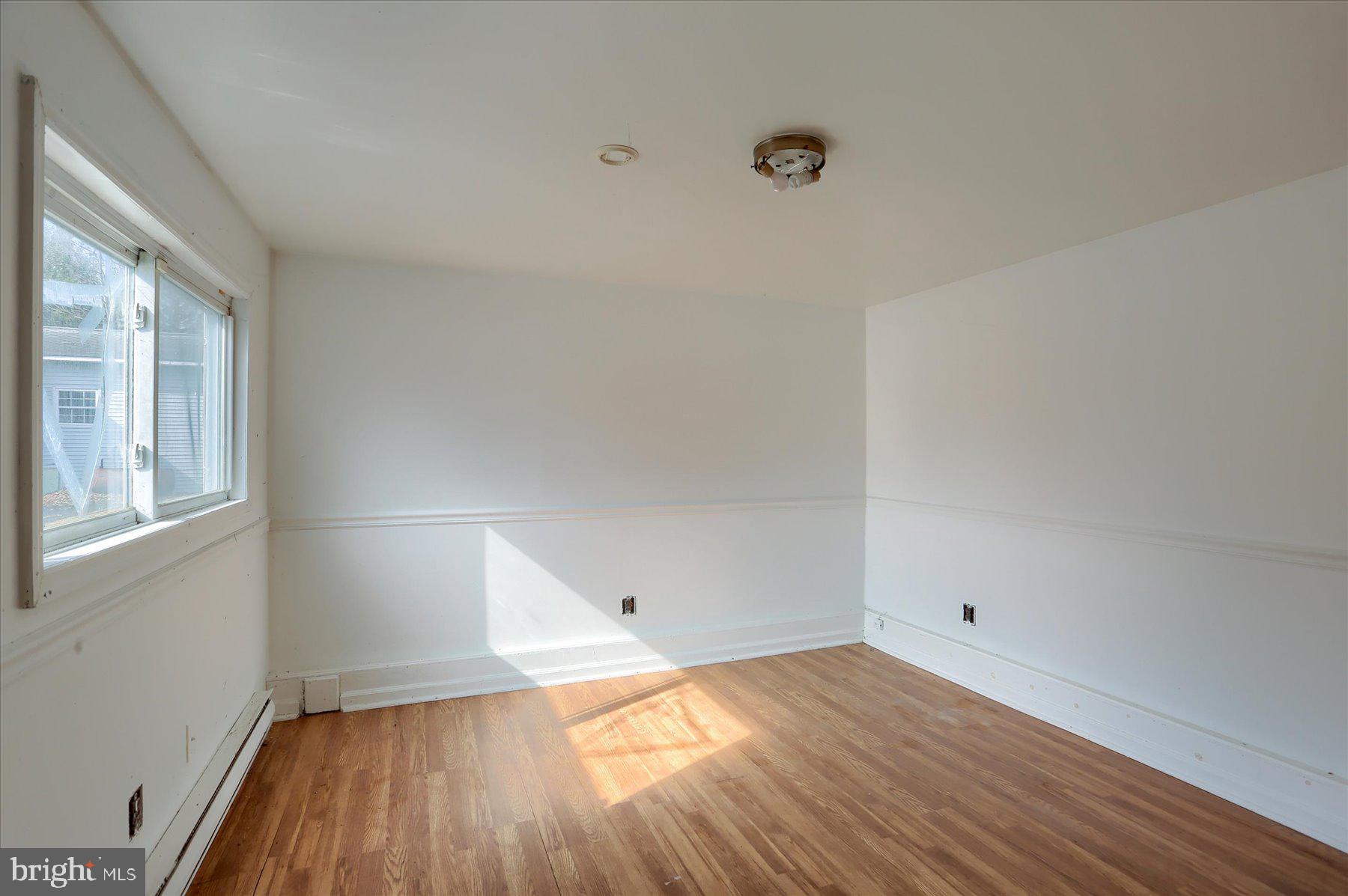 PINE VIEW ACRES - Commercial Sale