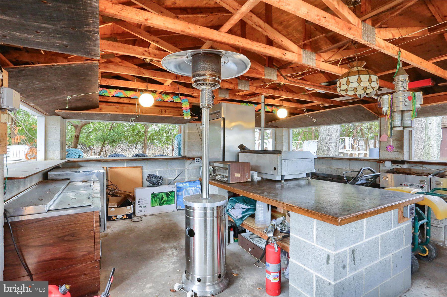 PINE VIEW ACRES - Commercial Sale