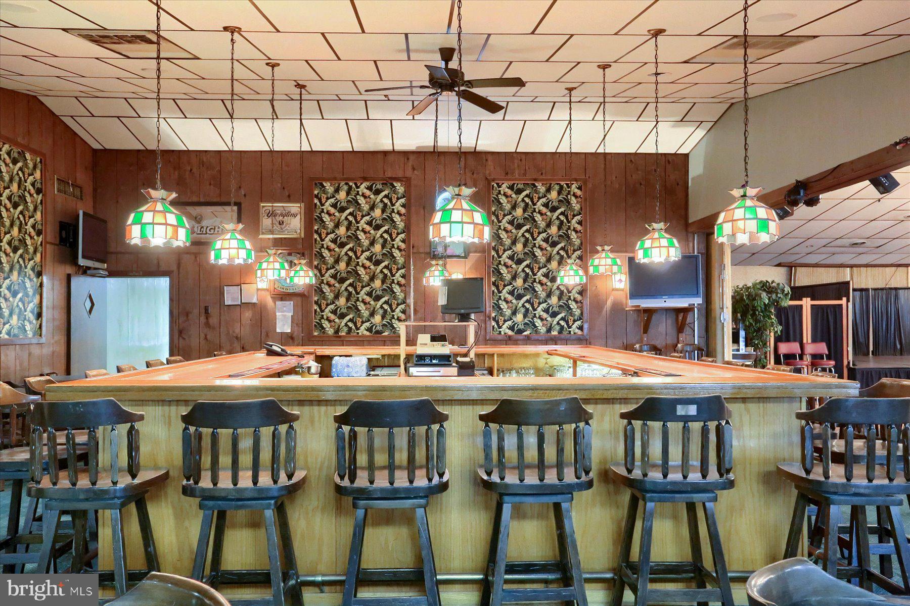 PINE VIEW ACRES - Commercial Sale