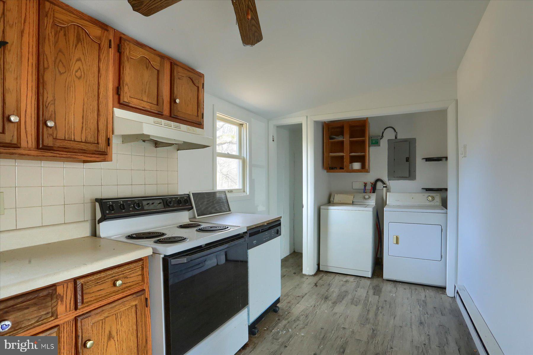 PINE VIEW ACRES - Commercial Sale