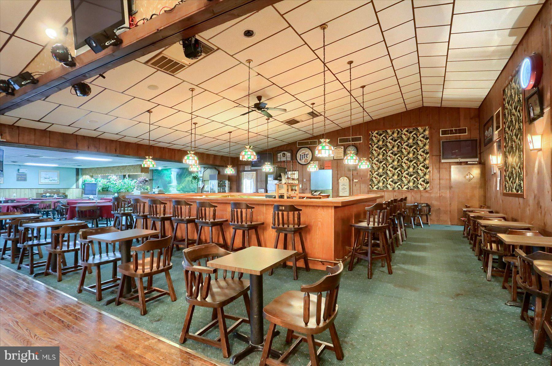 PINE VIEW ACRES - Commercial Sale