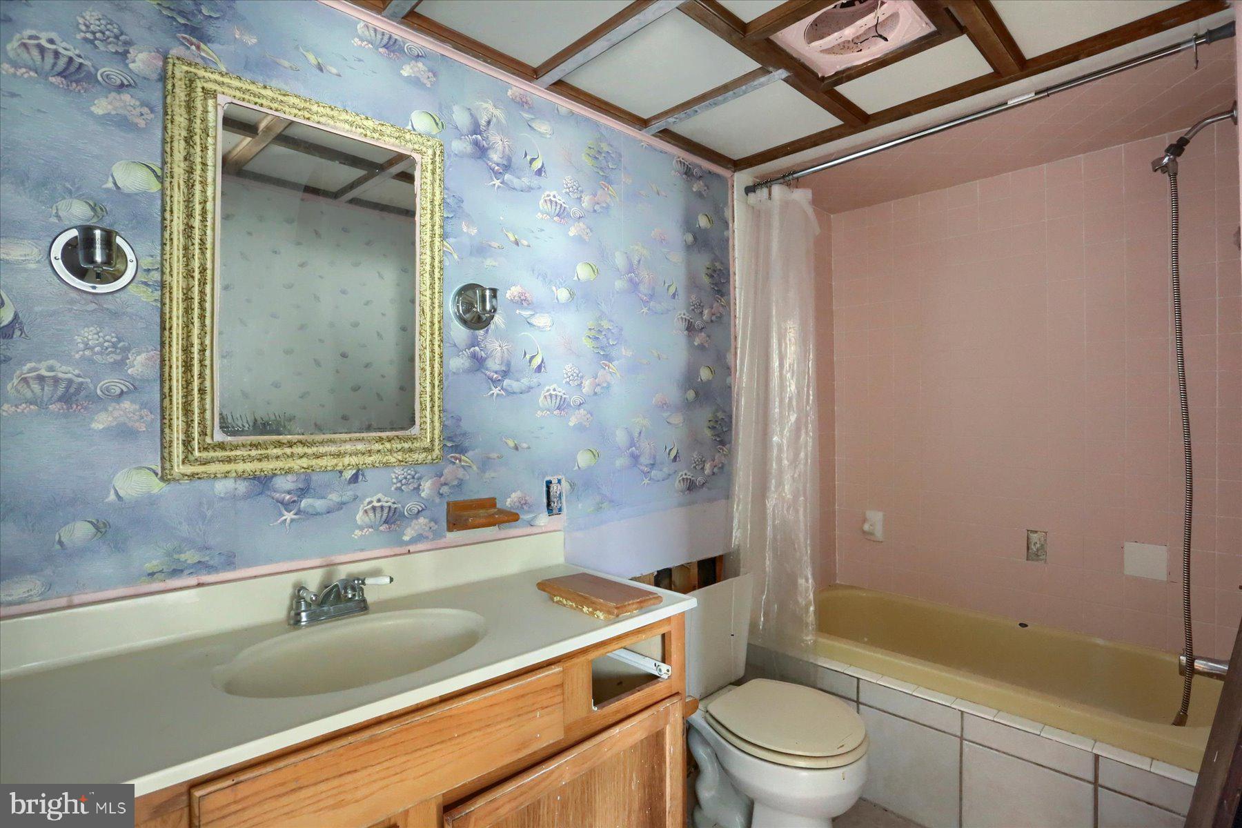 PINE VIEW ACRES - Commercial Sale