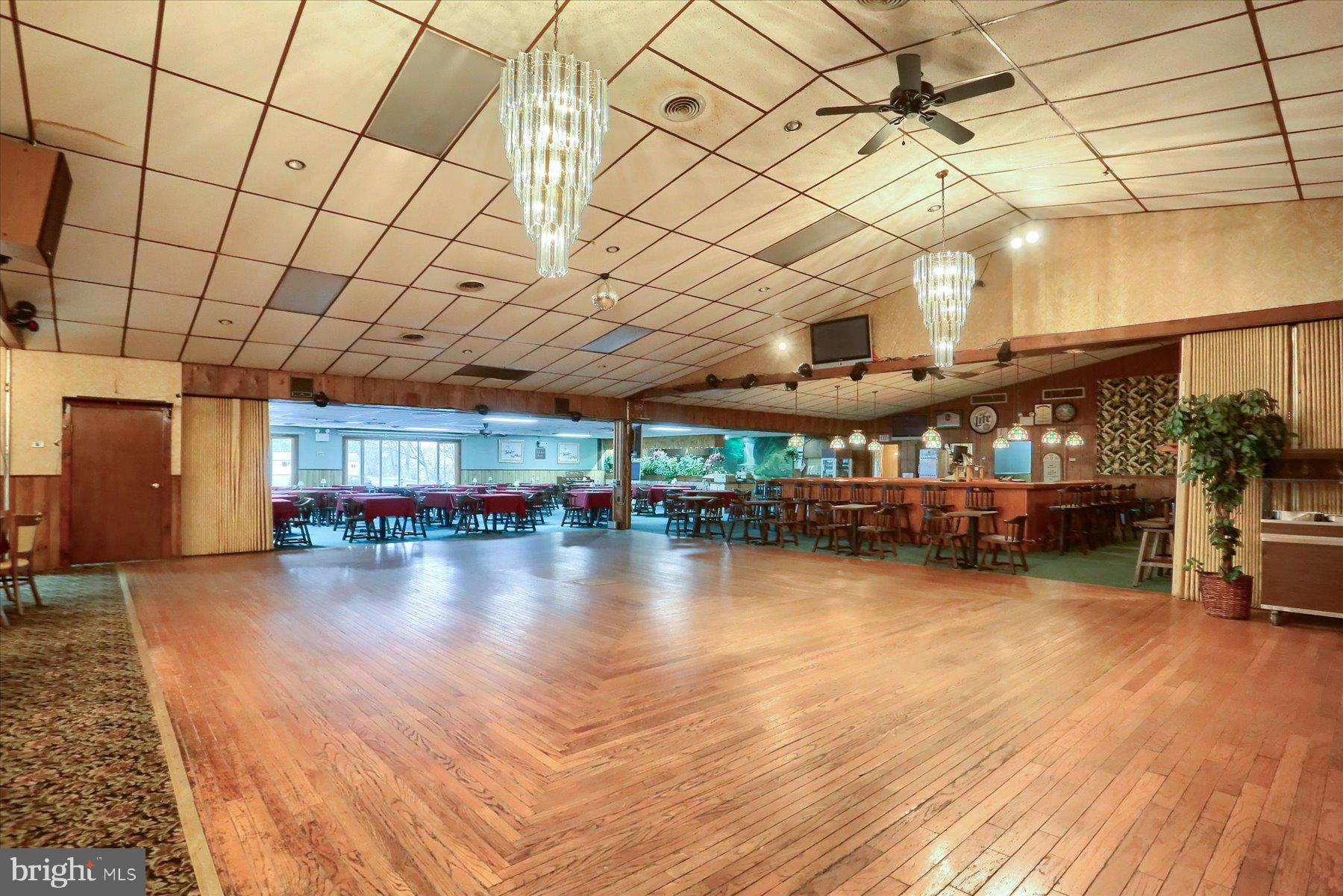 PINE VIEW ACRES - Commercial Sale