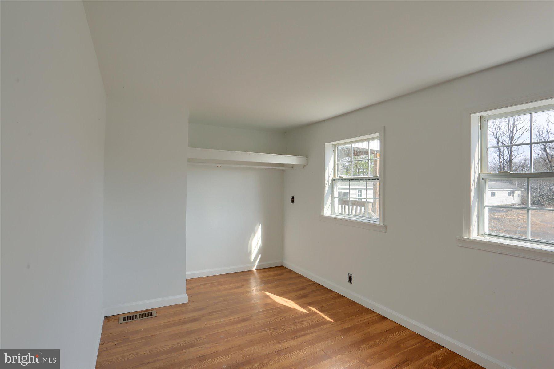 PINE VIEW ACRES - Commercial Sale