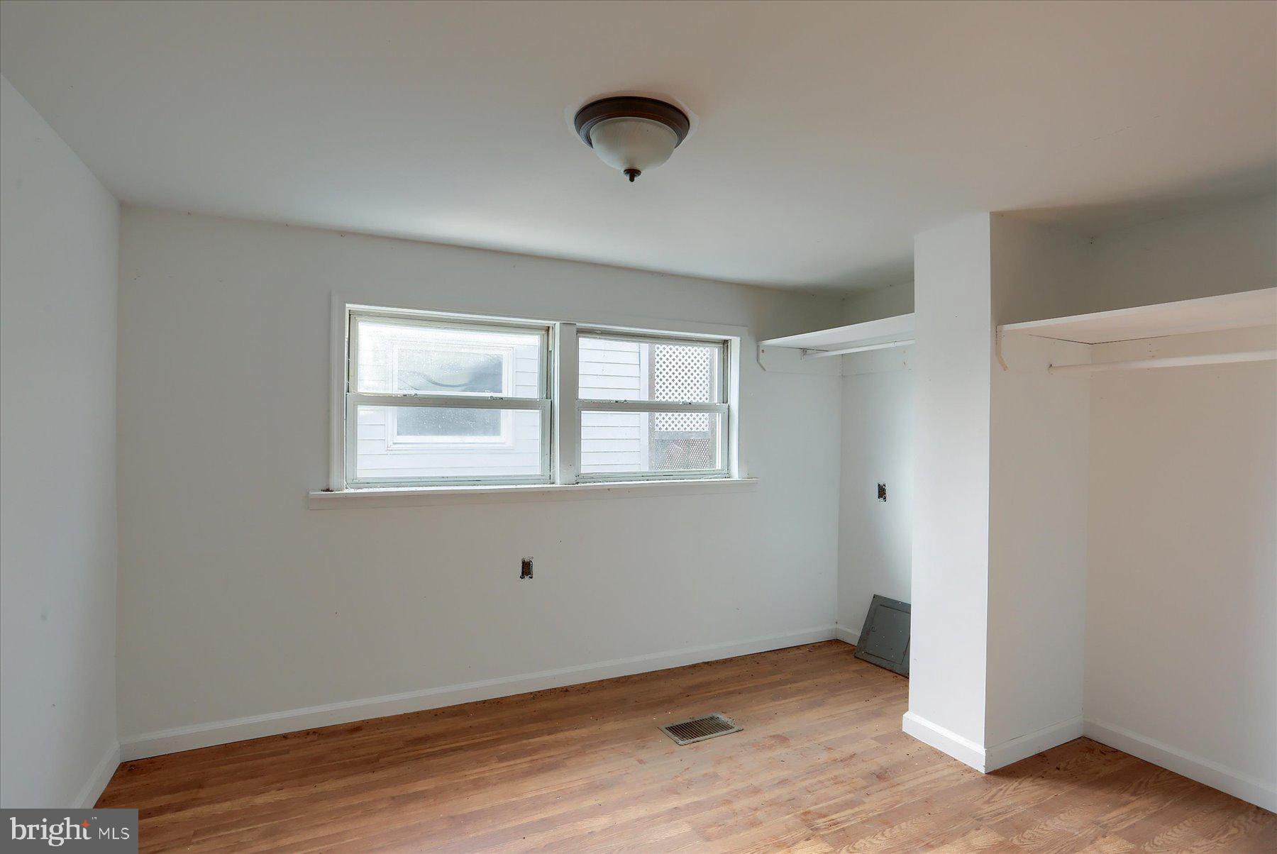 PINE VIEW ACRES - Commercial Sale