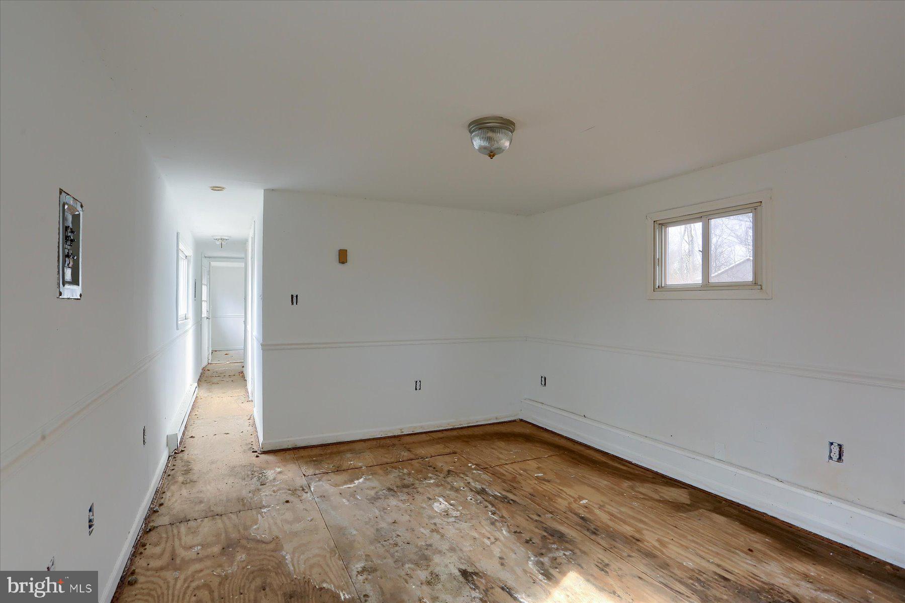 PINE VIEW ACRES - Commercial Sale