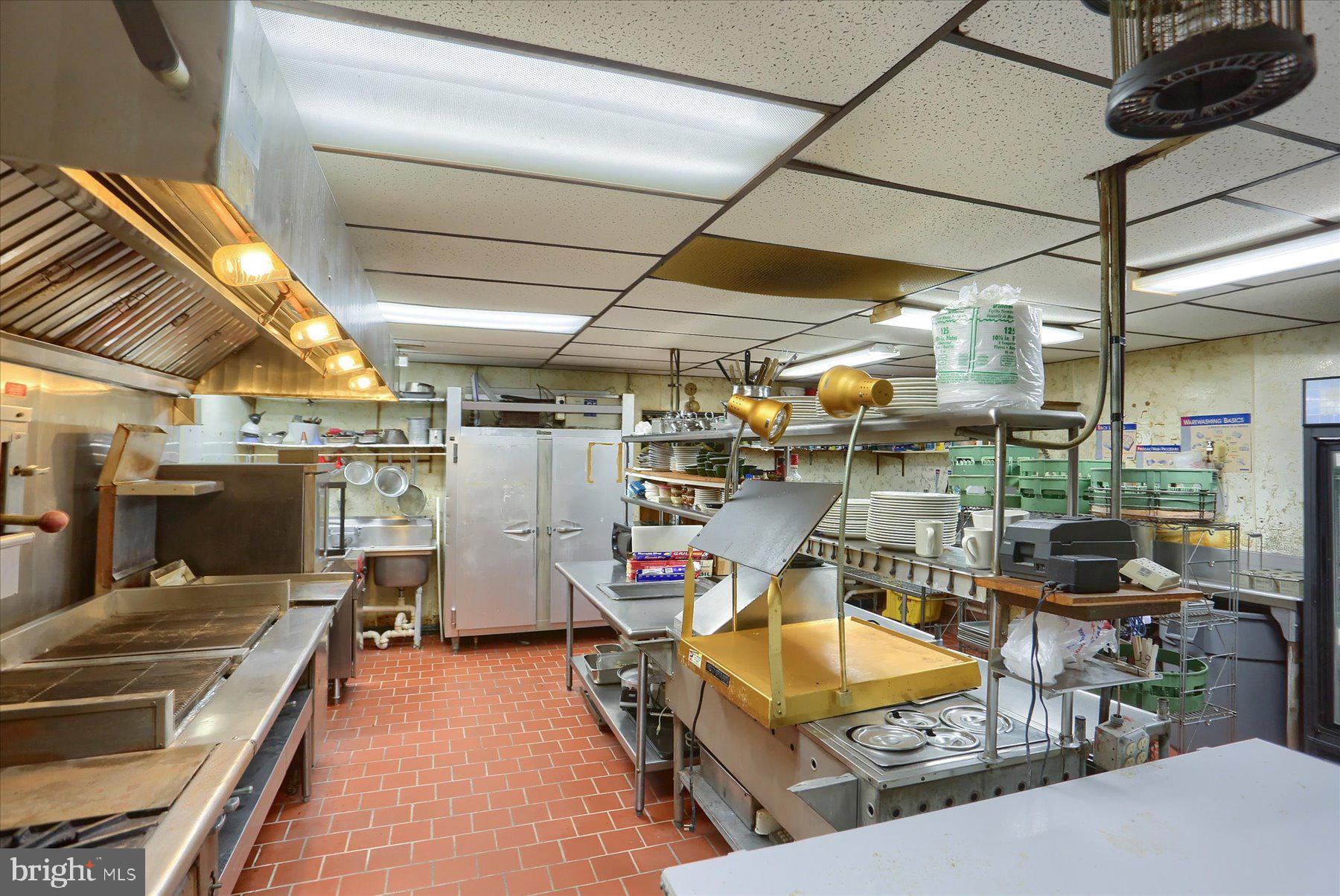 PINE VIEW ACRES - Commercial Sale