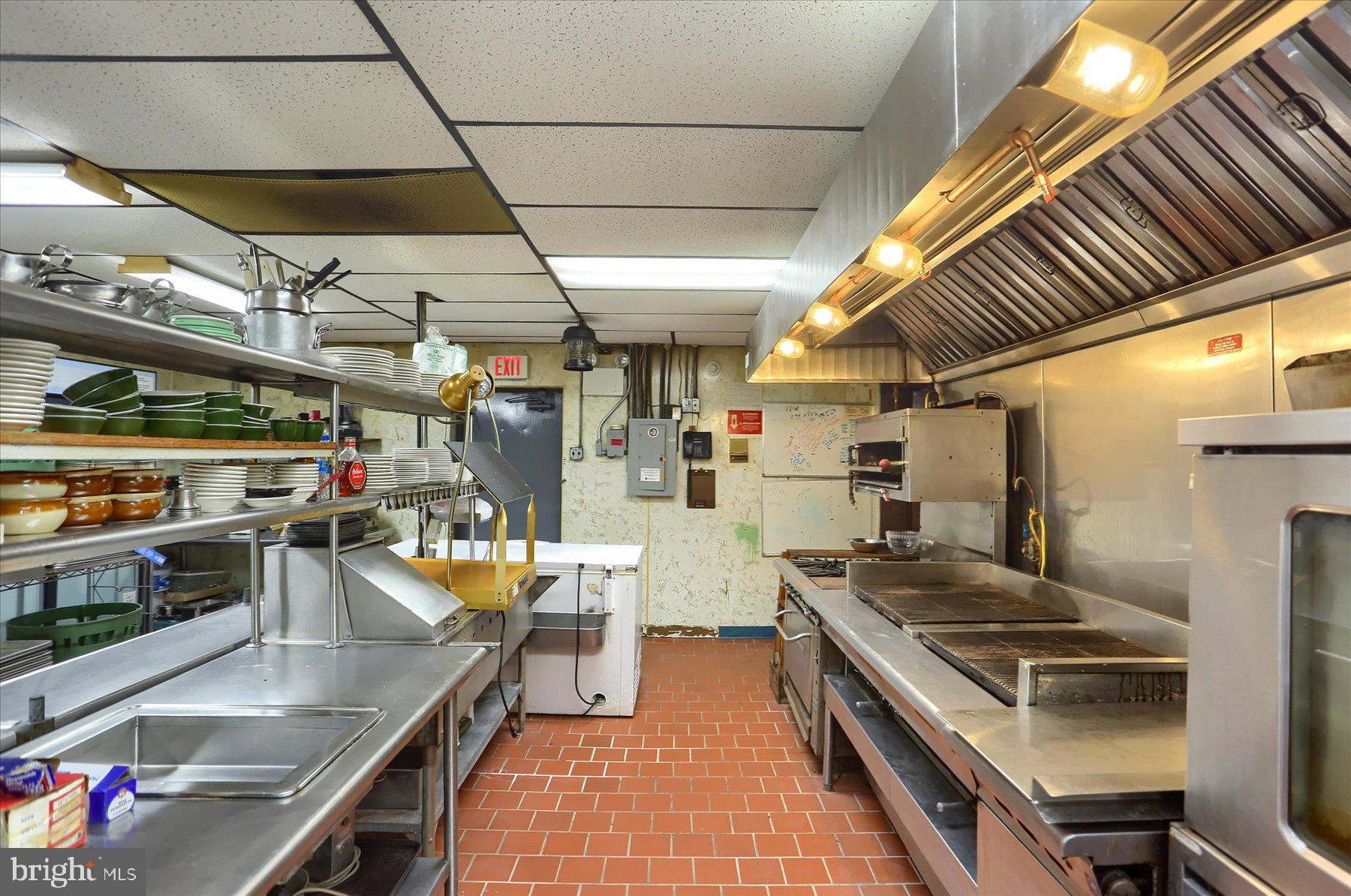 PINE VIEW ACRES - Commercial Sale