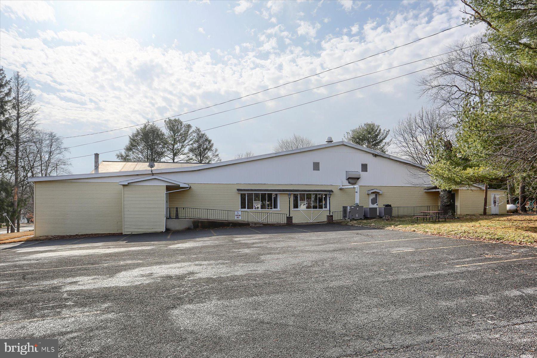 PINE VIEW ACRES - Commercial Sale