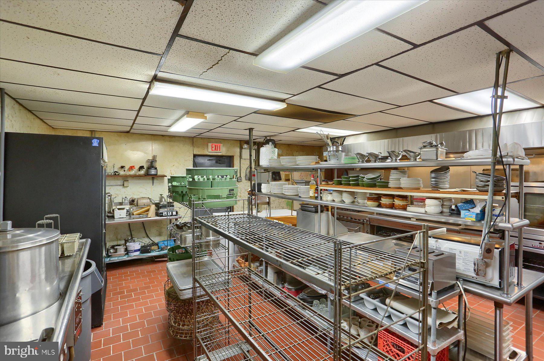 PINE VIEW ACRES - Commercial Sale