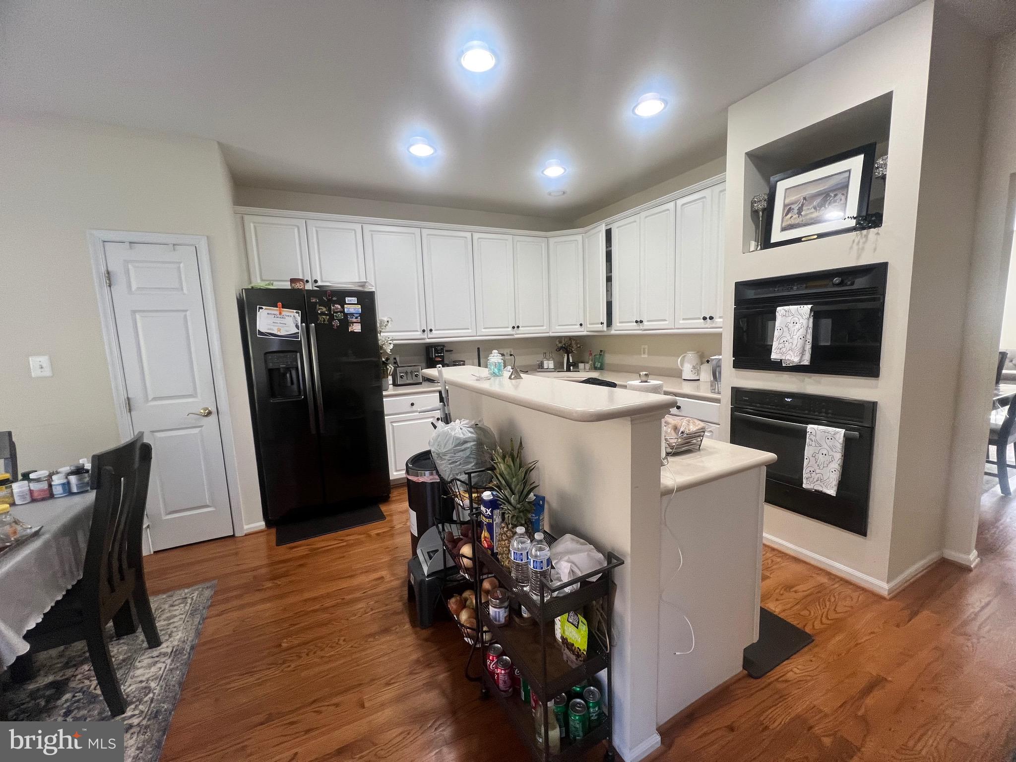 TOWNES OF MANCHESTER WOODS - Residential Lease