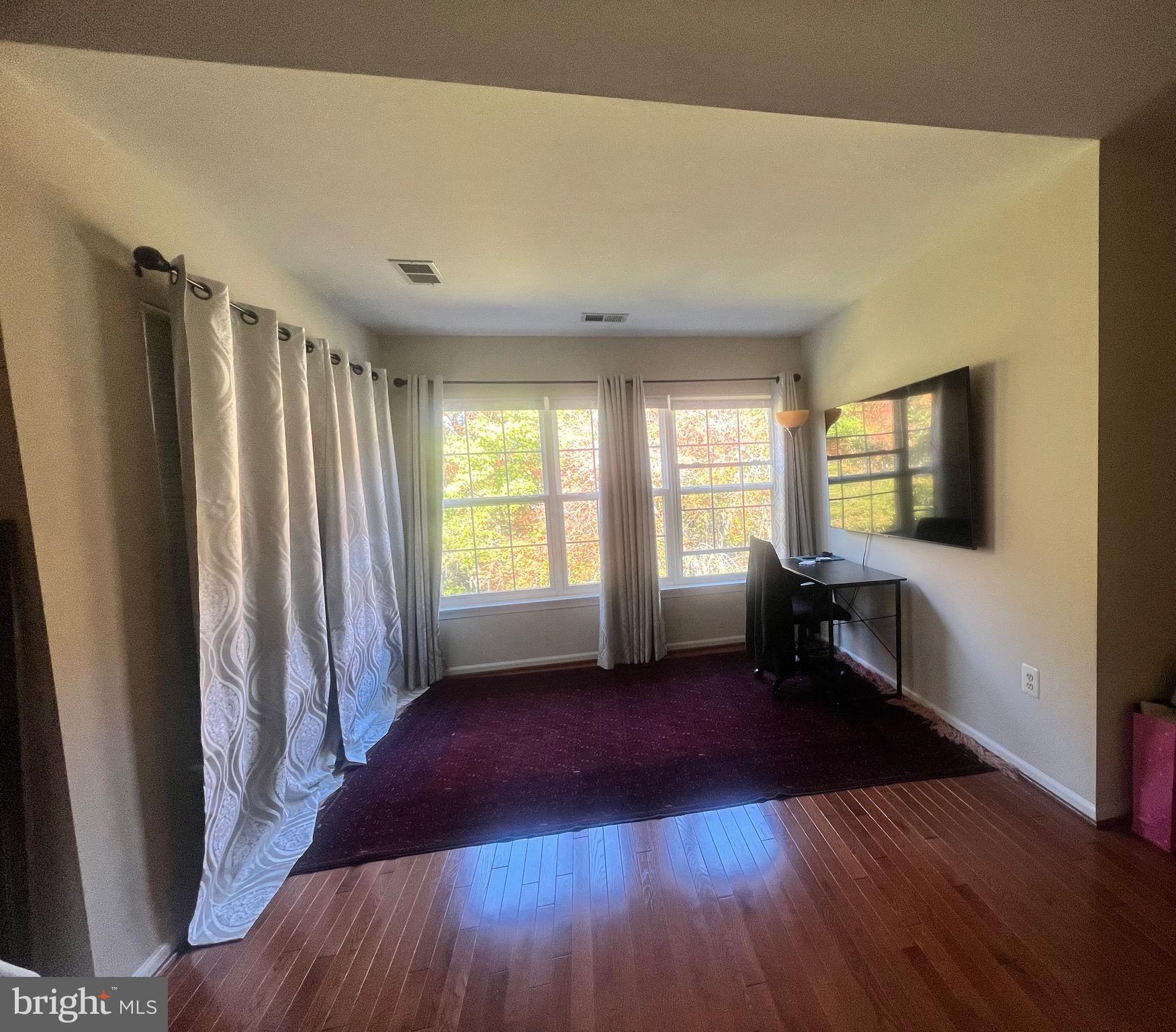 TOWNES OF MANCHESTER WOODS - Residential Lease