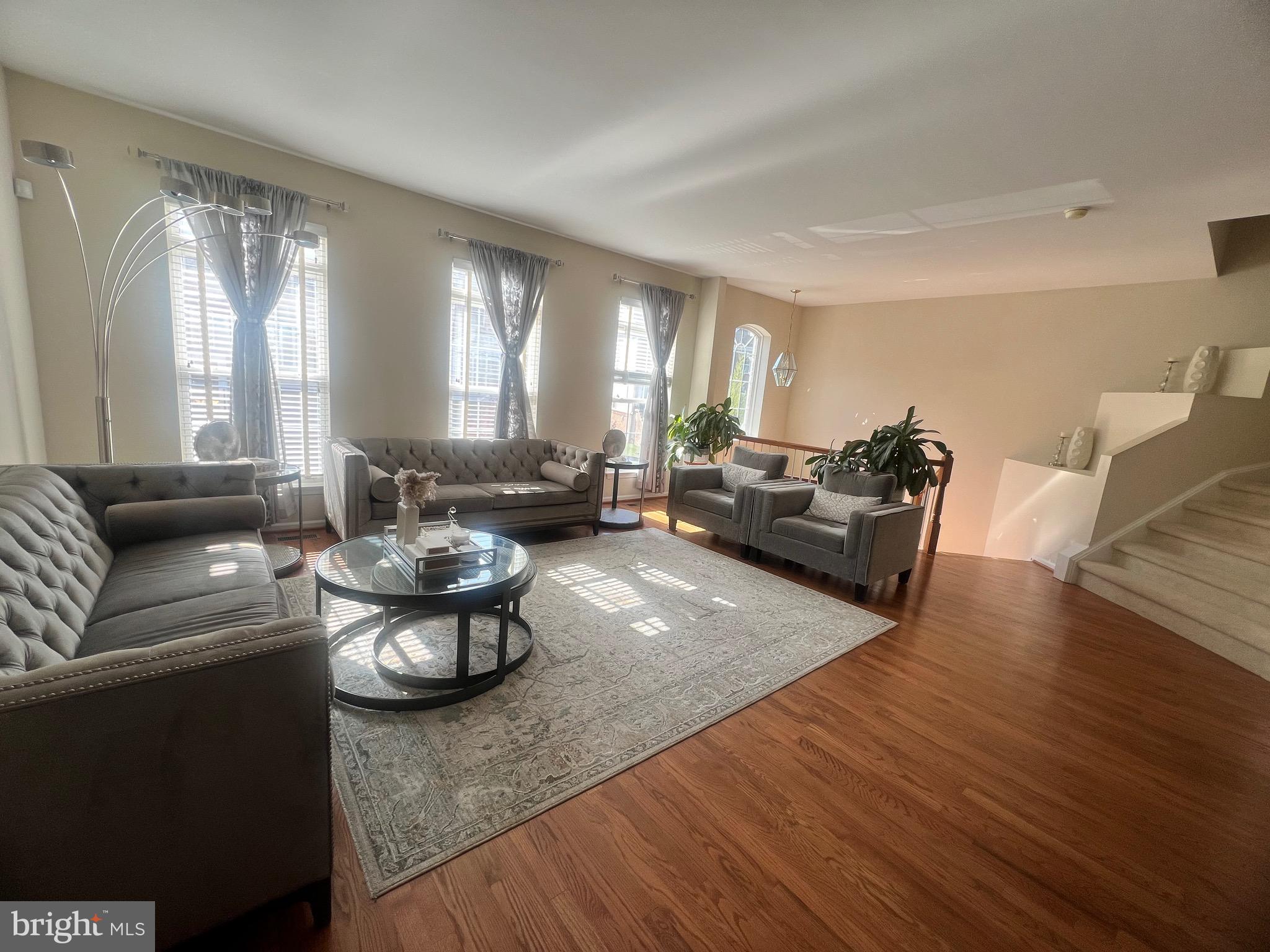 TOWNES OF MANCHESTER WOODS - Residential Lease