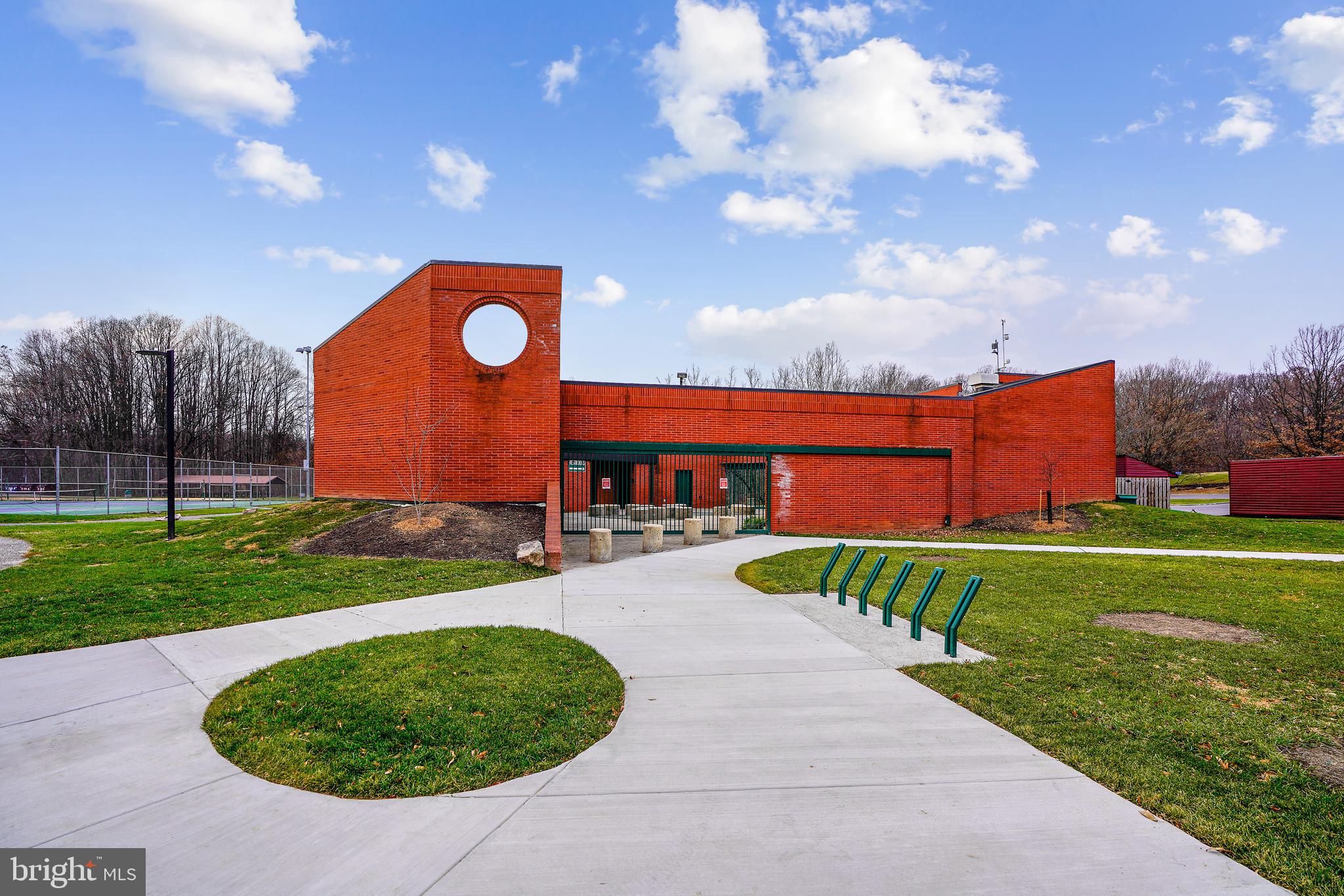 BOWLING BROOK FARMS - Residential