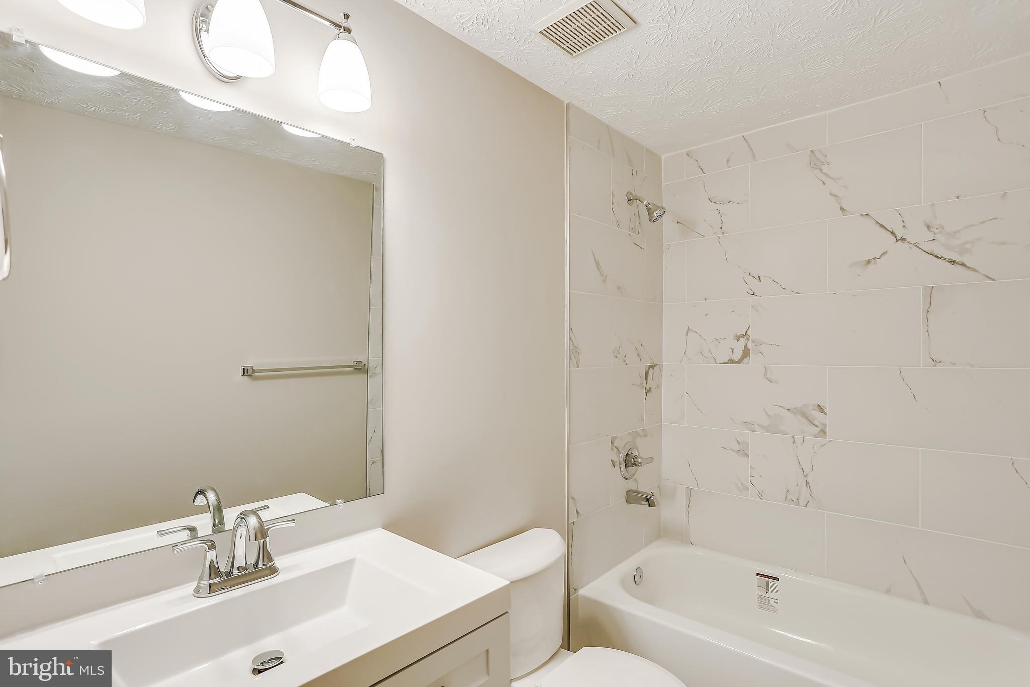 BOWLING BROOK FARMS - Residential