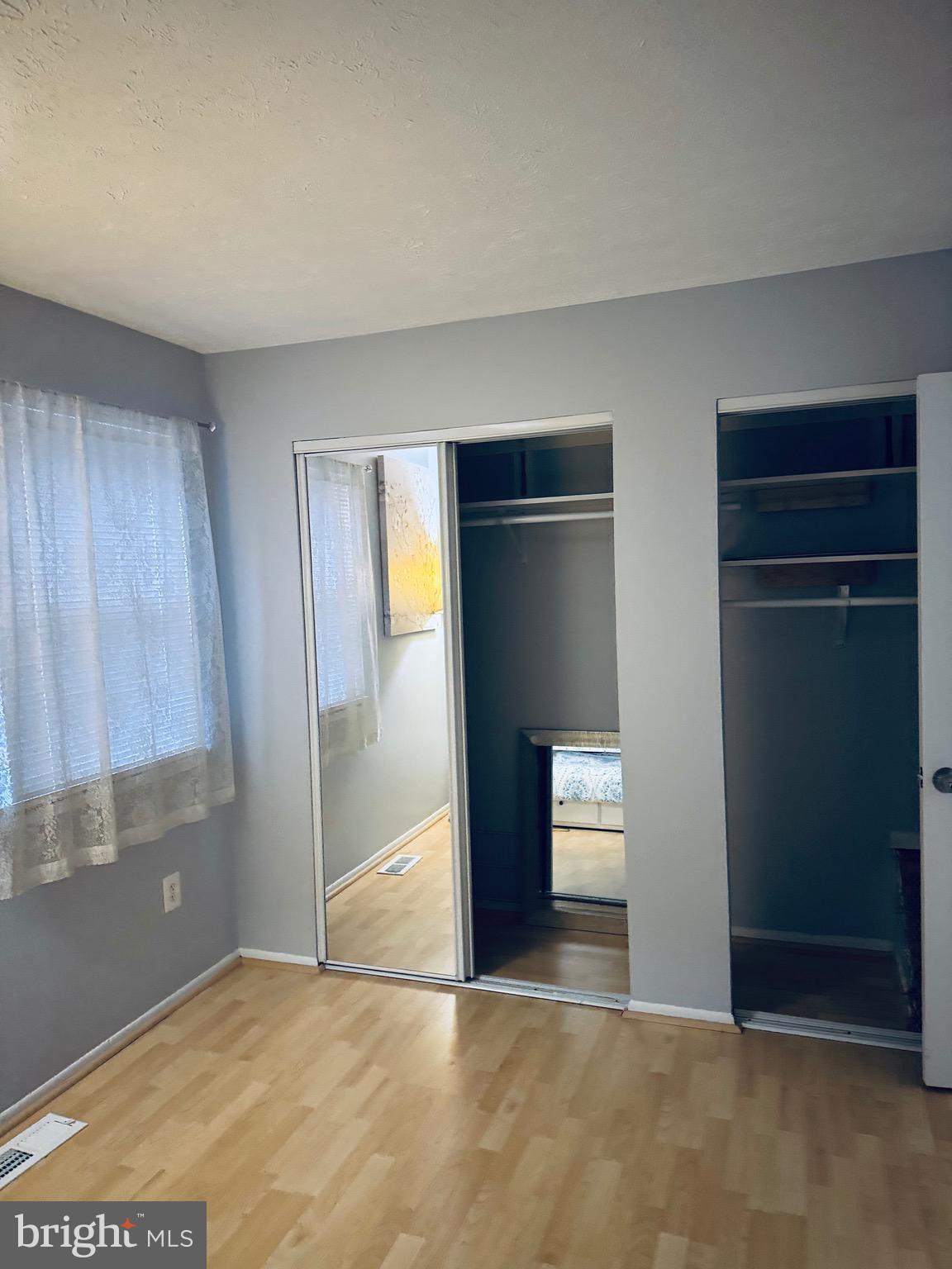 HUNTINGTON - Residential Lease