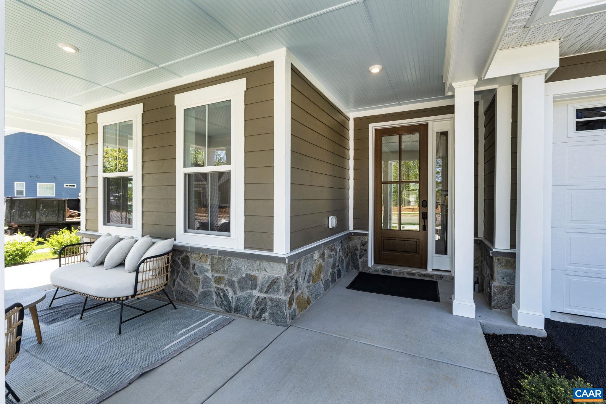 53 FARROW DR