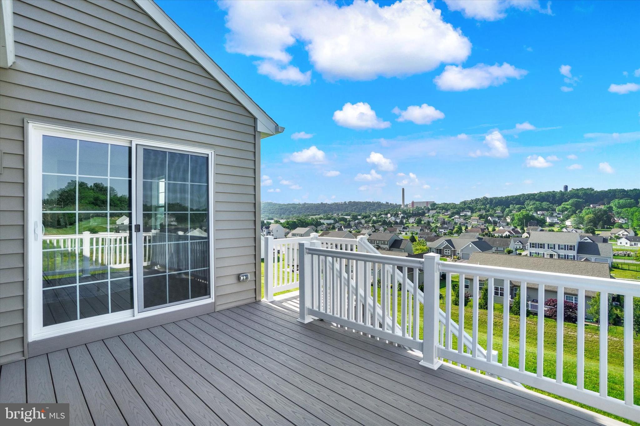 EAGLES VIEW - Residential