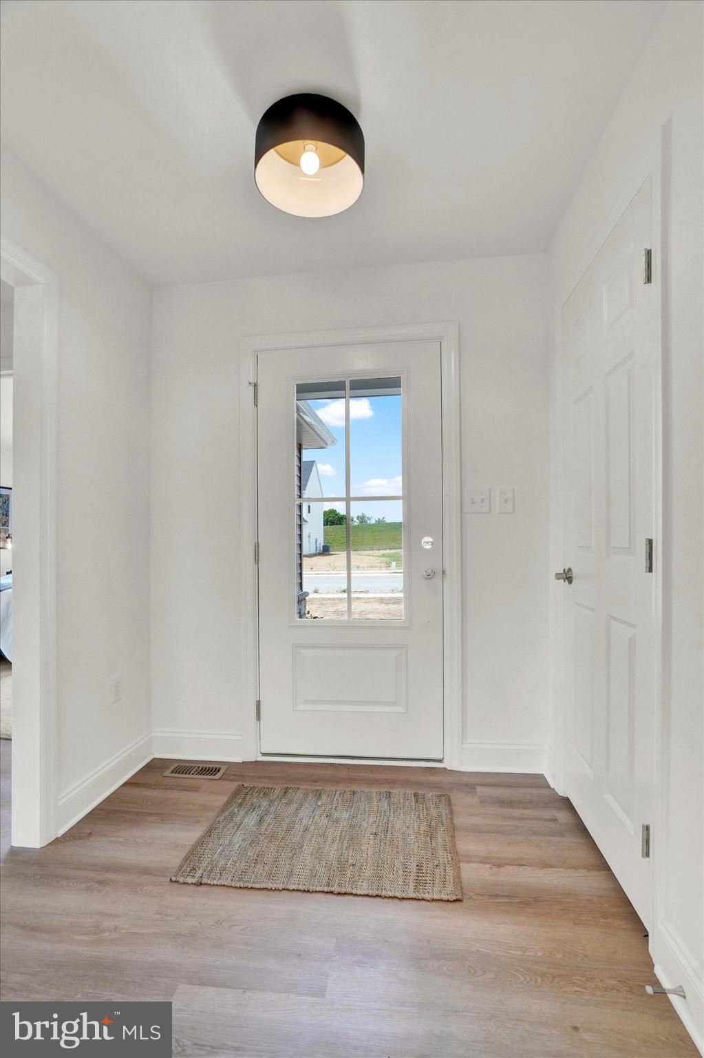 448 SPRINGHOUSE LANE