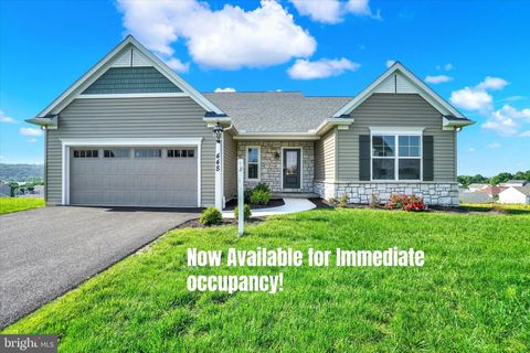 448 SPRINGHOUSE LANE YORK PA 17406