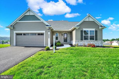 448 SPRINGHOUSE LANE YORK PA 17406