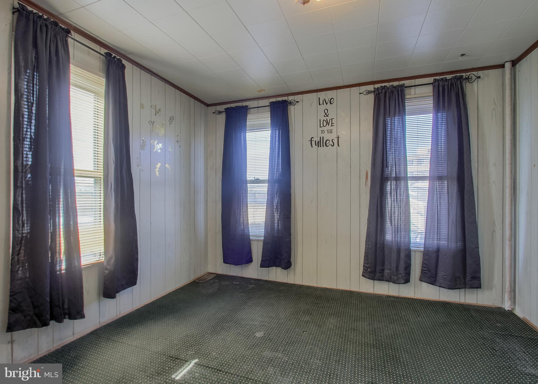 ALLISON HILL - Residential