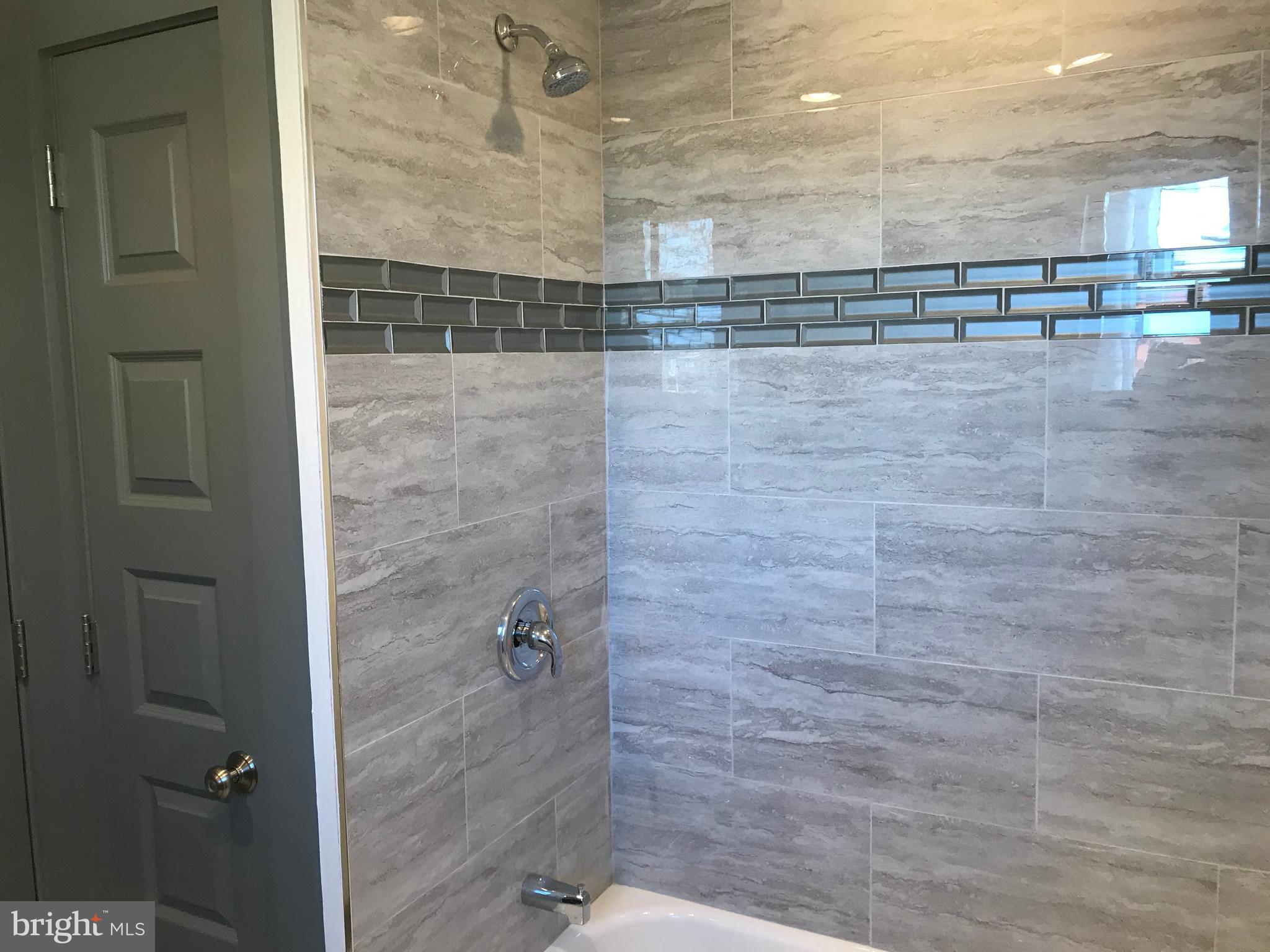 PHILADELPHIA (NORTHWEST) - Residential Lease