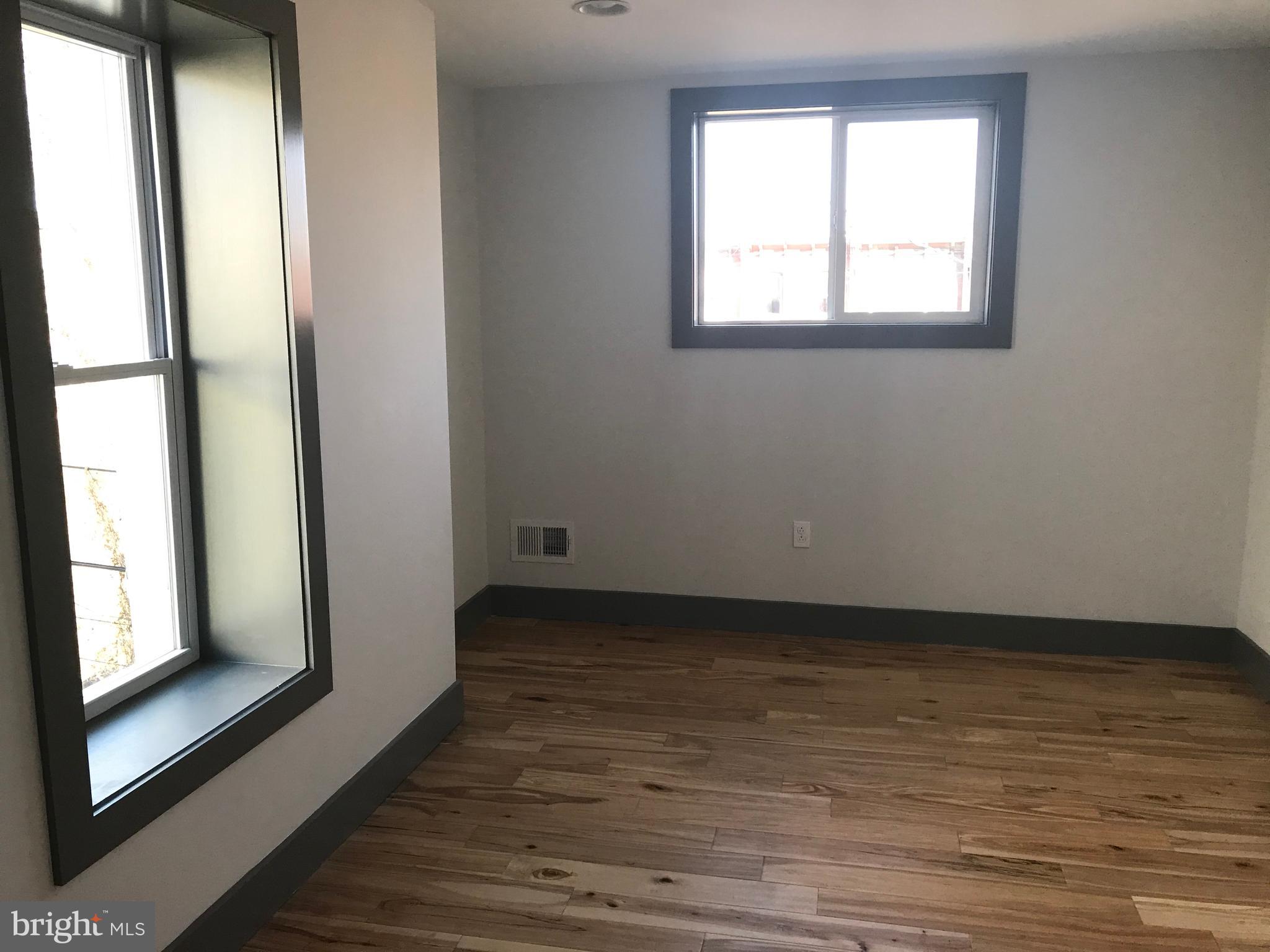PHILADELPHIA (NORTHWEST) - Residential Lease