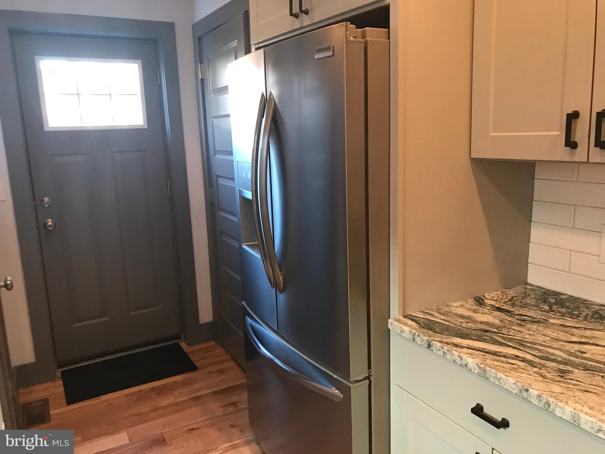 PHILADELPHIA (NORTHWEST) - Residential Lease
