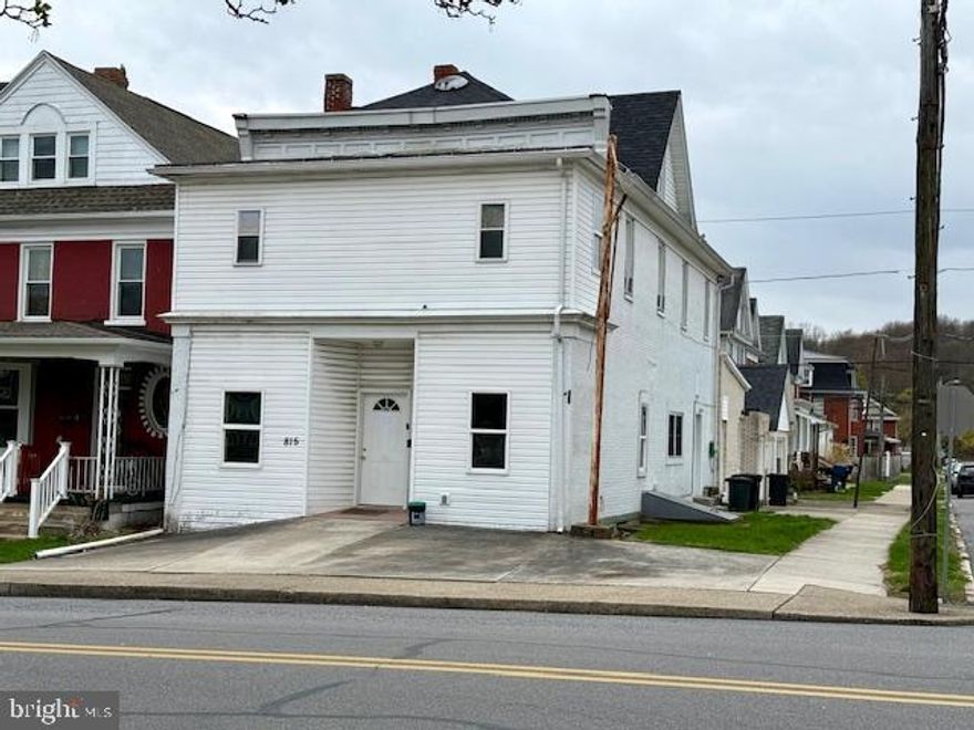 815 N 2nd Street - Juniata Section of Altoona Turn-Key Triplex Rental Investment Property Located in the desirable Juniata neighborhood and just minutes from Penn State Altoona, 815 N 2nd Street is currently operating as a fully rented -- offering immediate and consistent cash flow. Current Rental Income: • Unit 1 - $825/month • Unit 2 - $825/month • Unit 3 - $775/month Total Monthly Income: $2,425 Annual Gross Income: $29,100 Tenants pay for all utilities except water and sewer, keeping owner expenses lower and maximizing net return. Whether you're expanding your portfolio or looking for a solid first investment property, this one checks the boxes for steady income and long-term potential. 48hr notice for all showings.