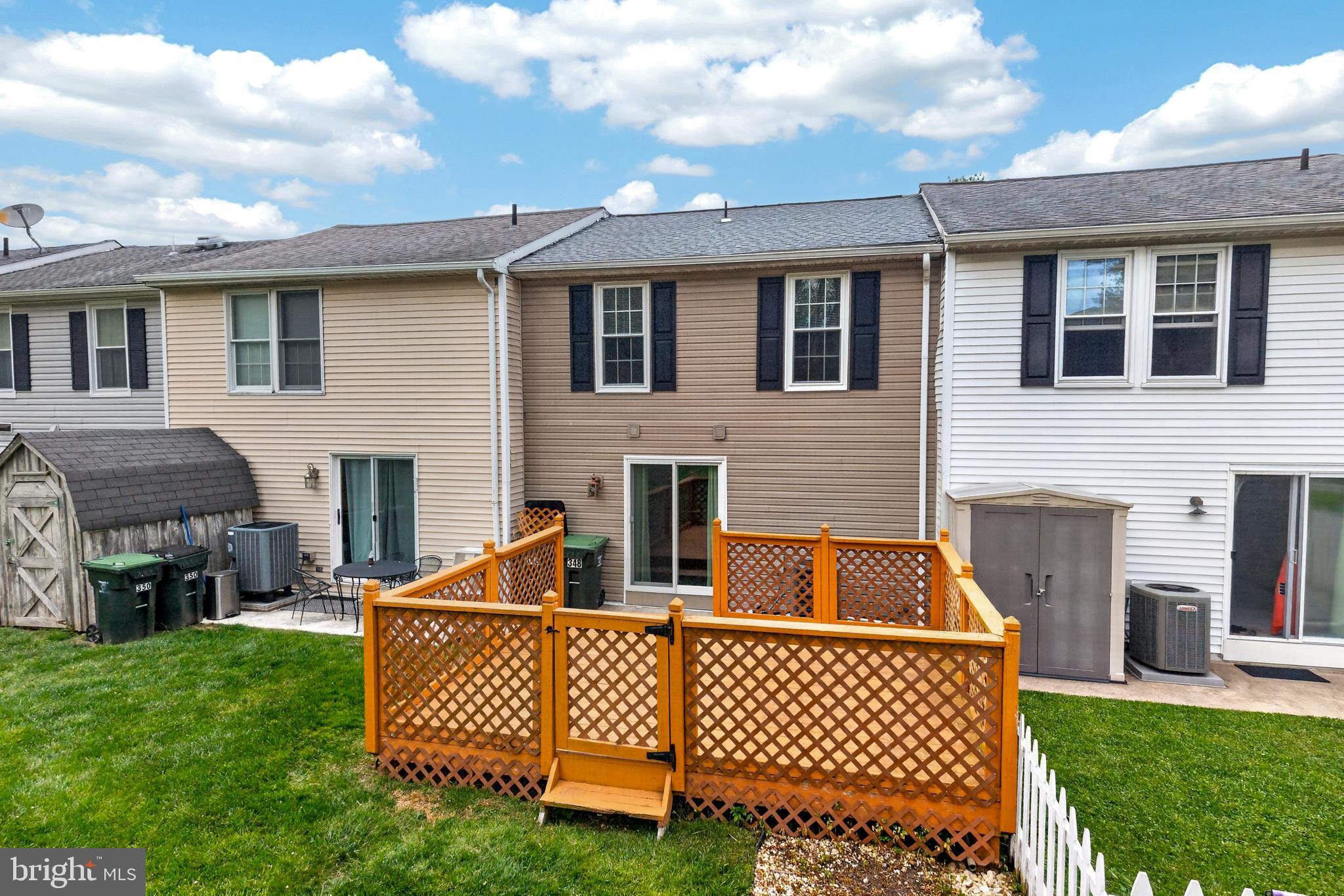 BARLEY SHEAF - Residential