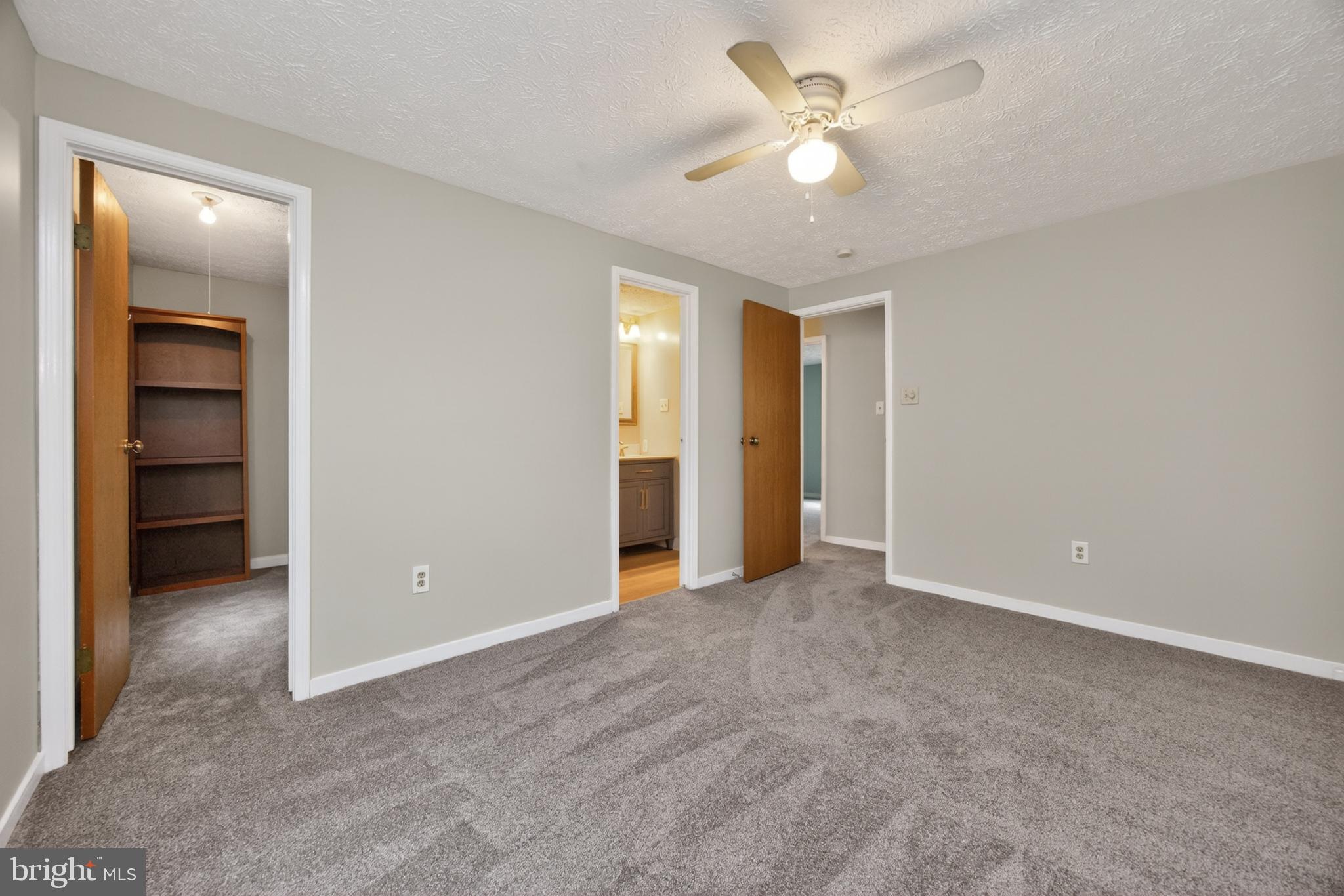 BARLEY SHEAF - Residential