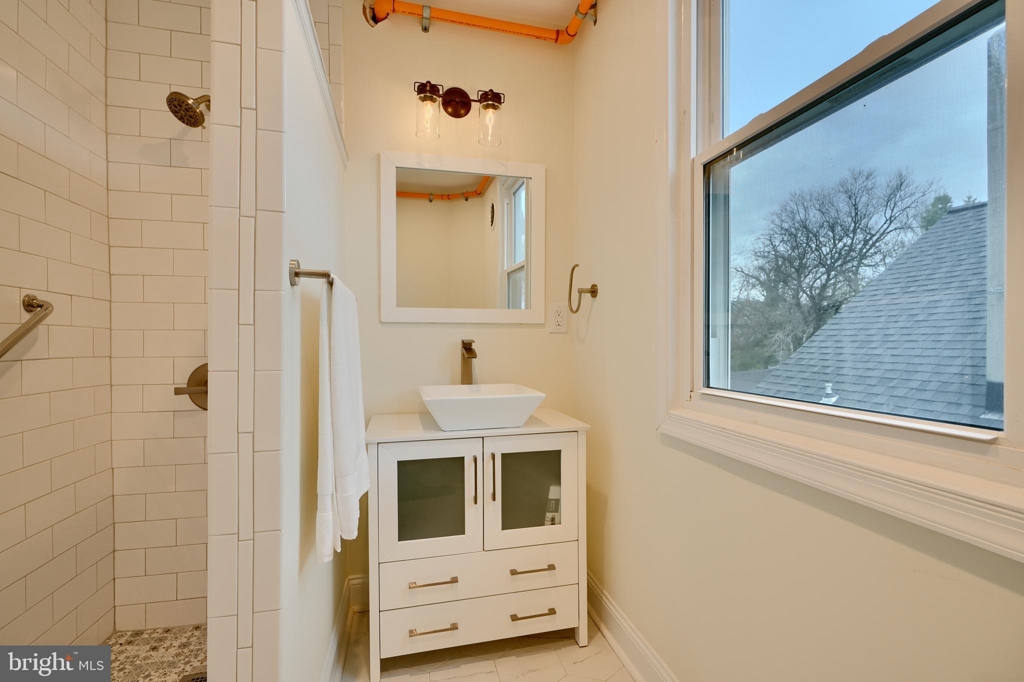 HAMILTON HEIGHTS - Residential