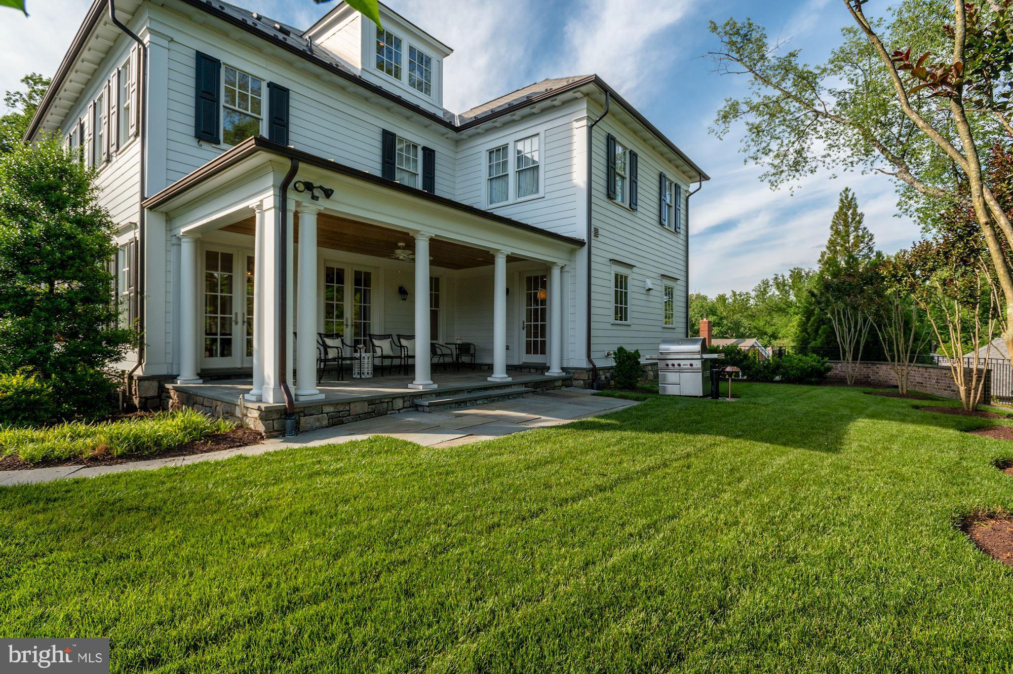 FOXHALL - Residential