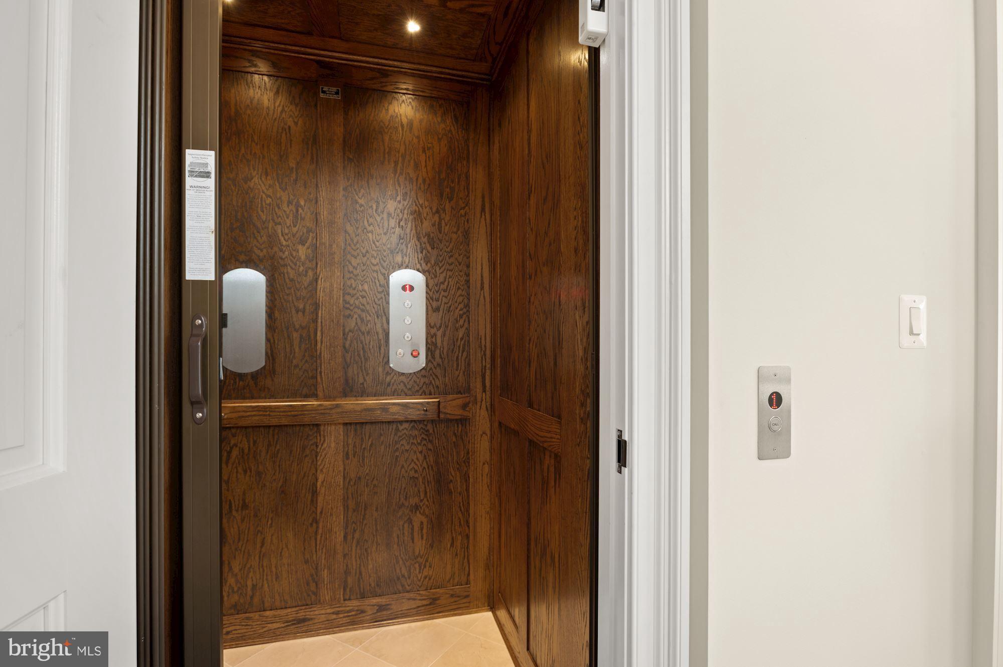 FOXHALL - Residential