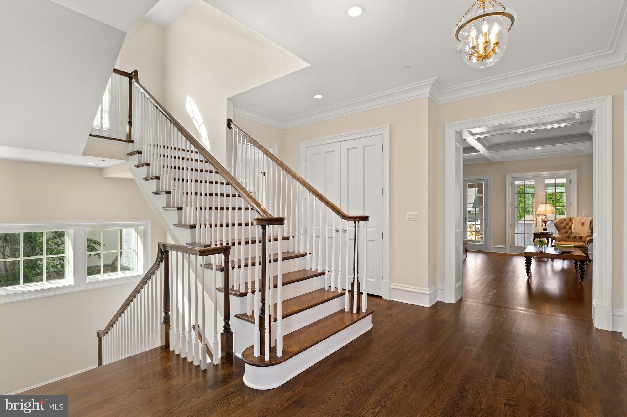 FOXHALL - Residential