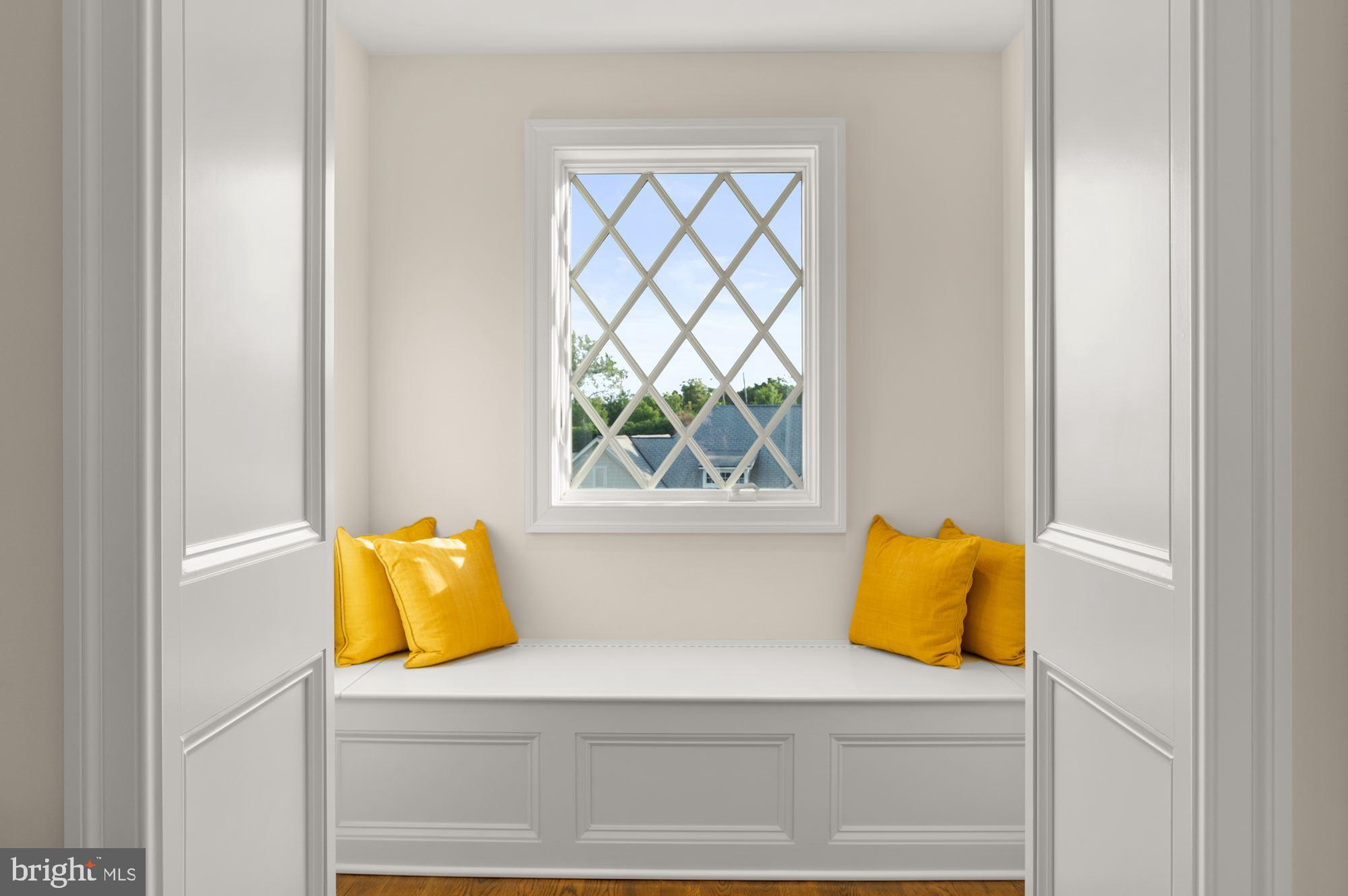 FOXHALL - Residential