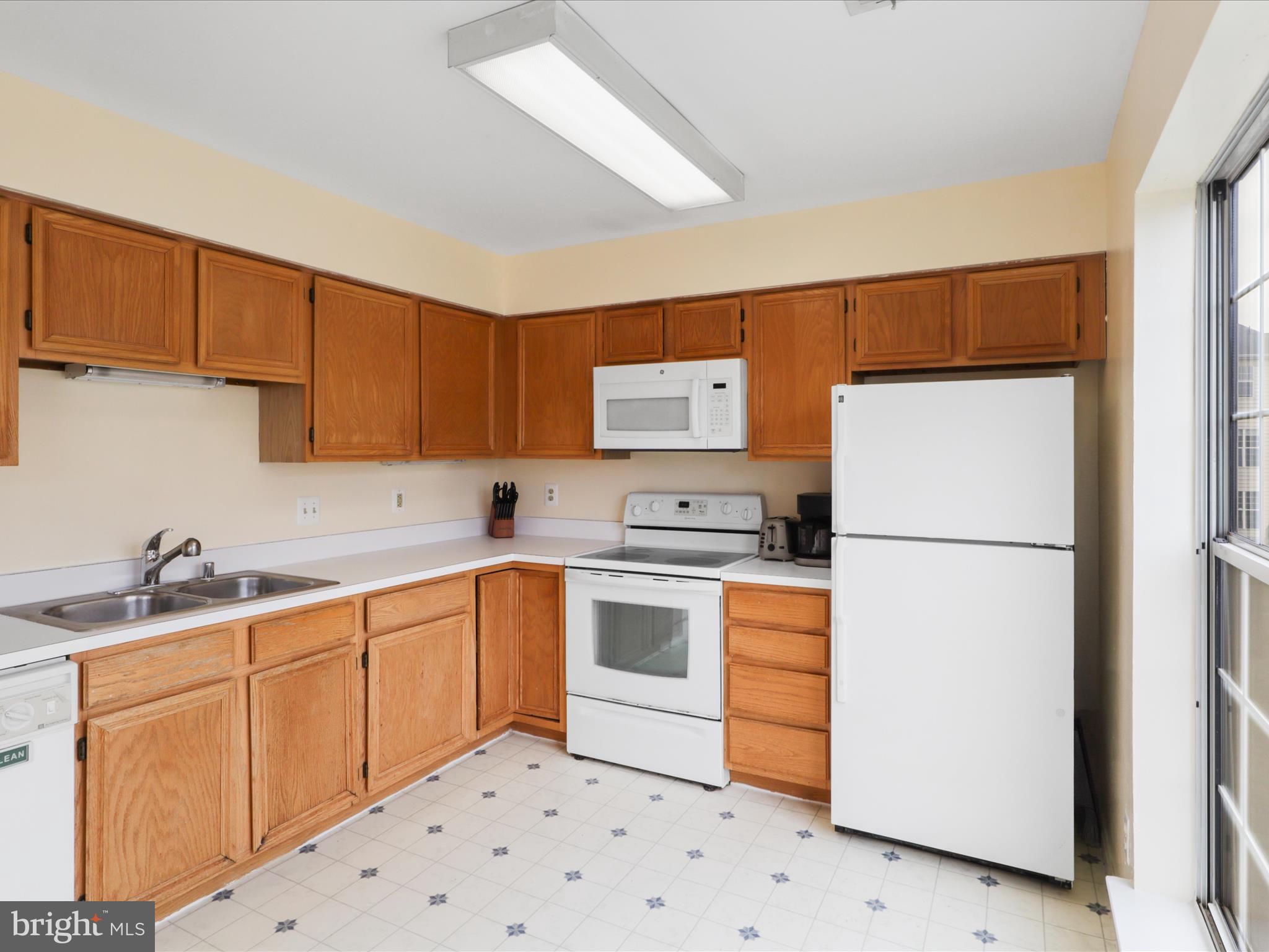 BULL RUN CONDO - Residential