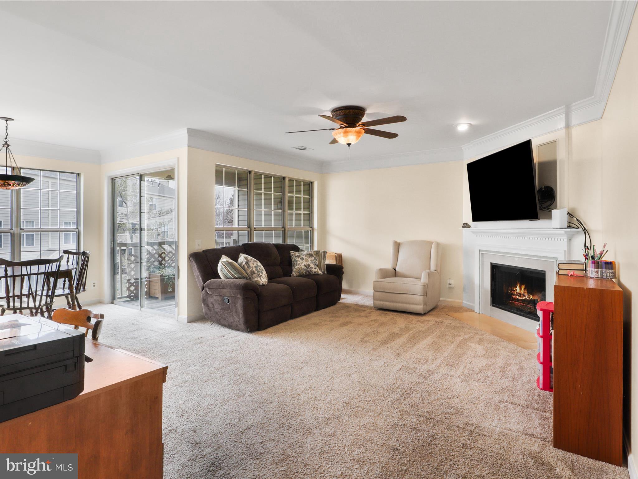 BULL RUN CONDO - Residential