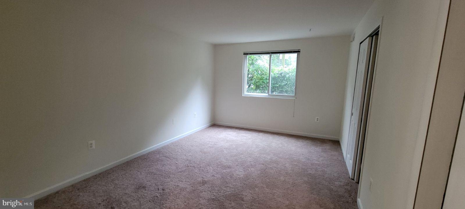 VALLEY PARK - Residential Lease